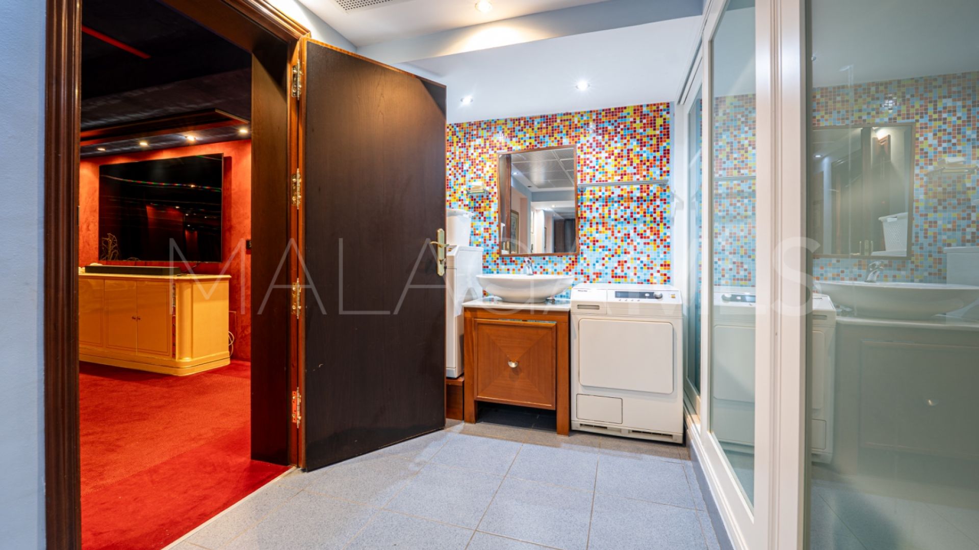 Villa for sale in Nagüeles