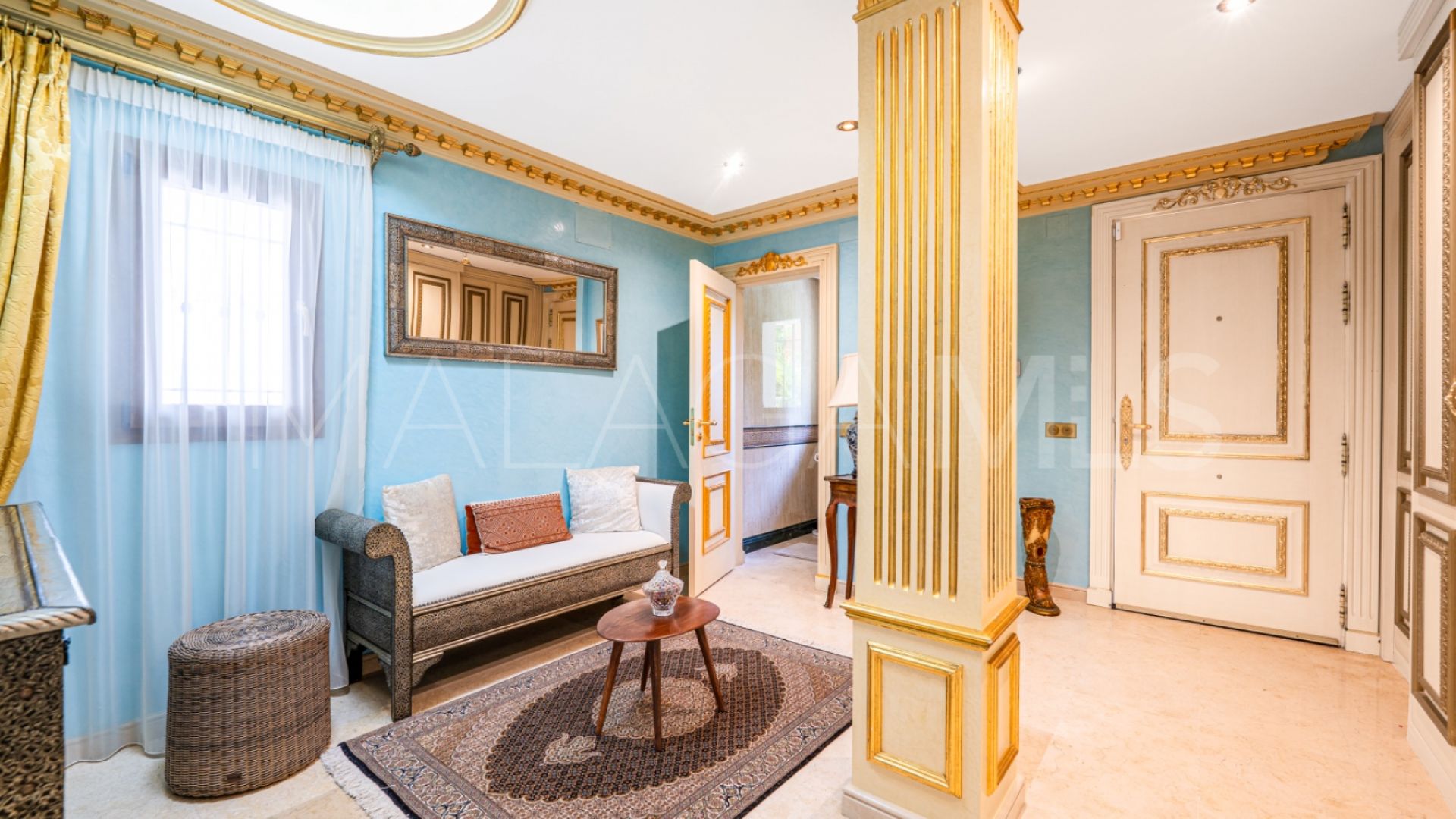 Villa for sale in Nagüeles