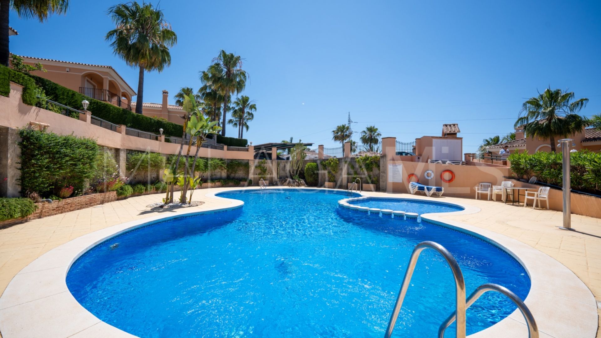 Riviera del Sol 5 bedrooms villa for sale