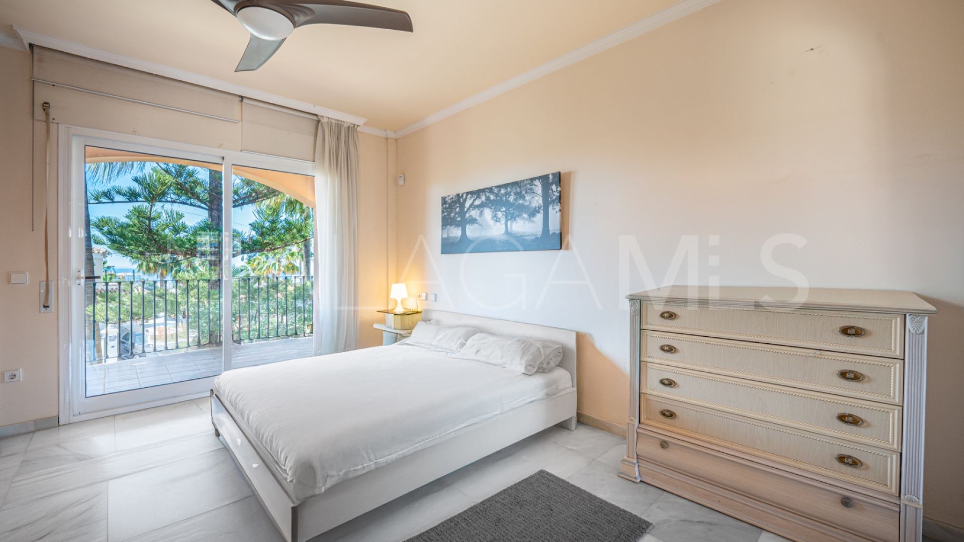 Riviera del Sol 5 bedrooms villa for sale