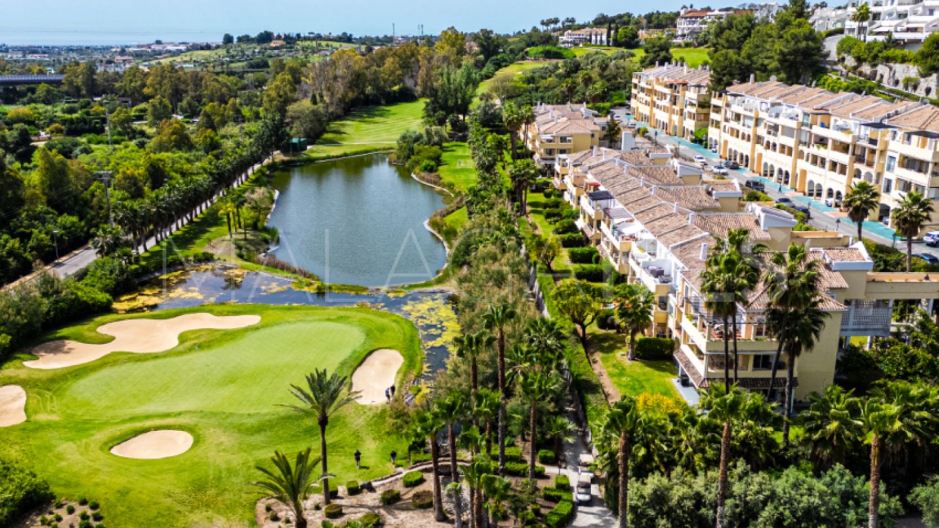 For sale Los Arcos (La Quinta) apartment with 2 bedrooms