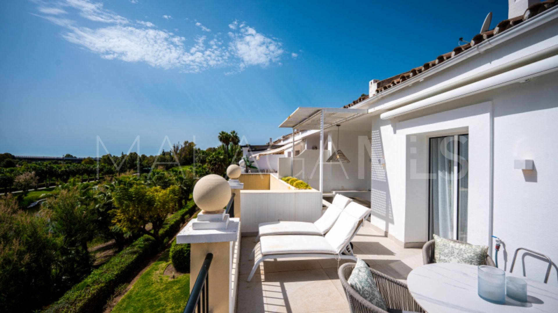 For sale Los Arcos (La Quinta) apartment with 2 bedrooms