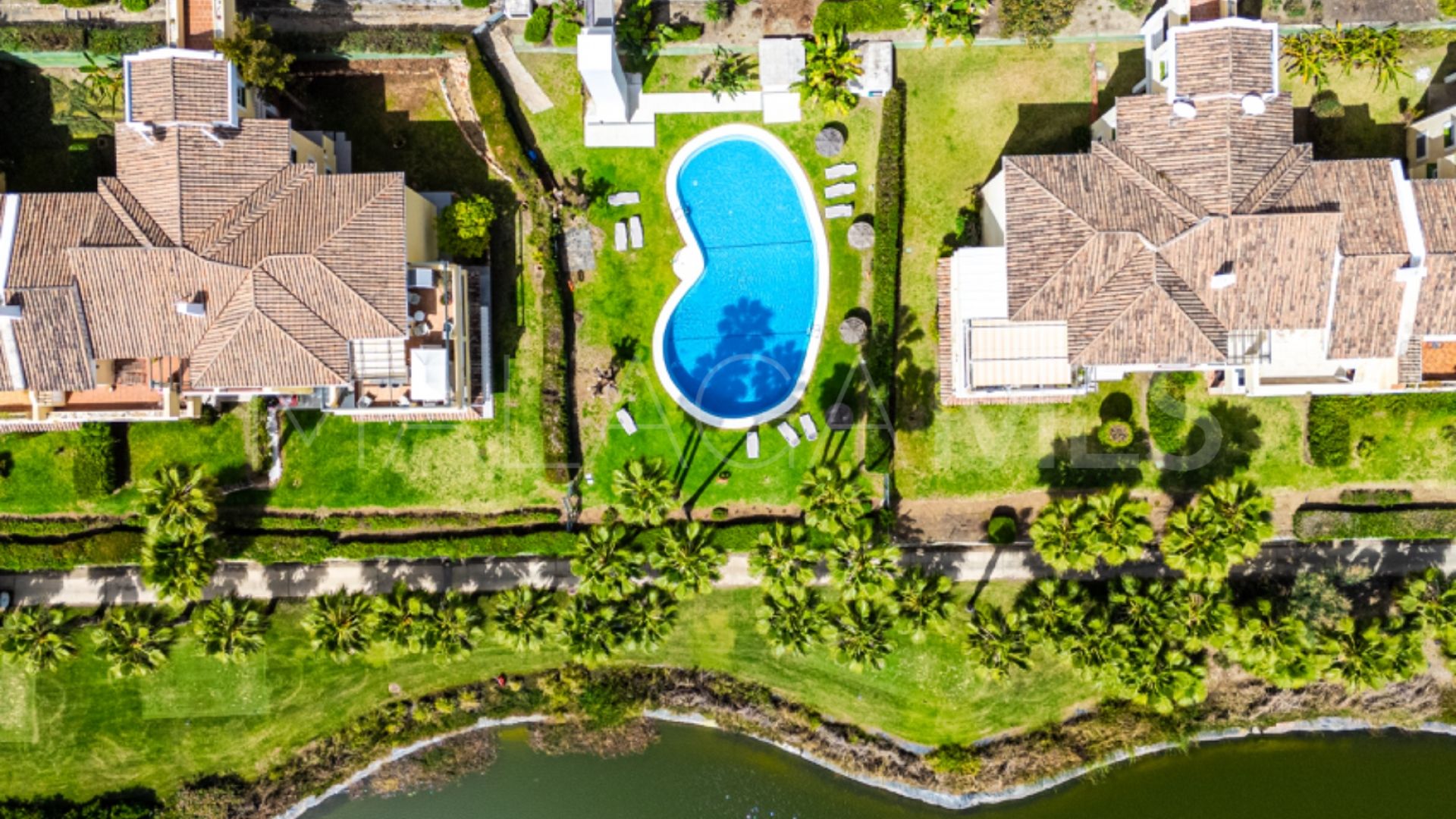 For sale Los Arcos (La Quinta) apartment with 2 bedrooms