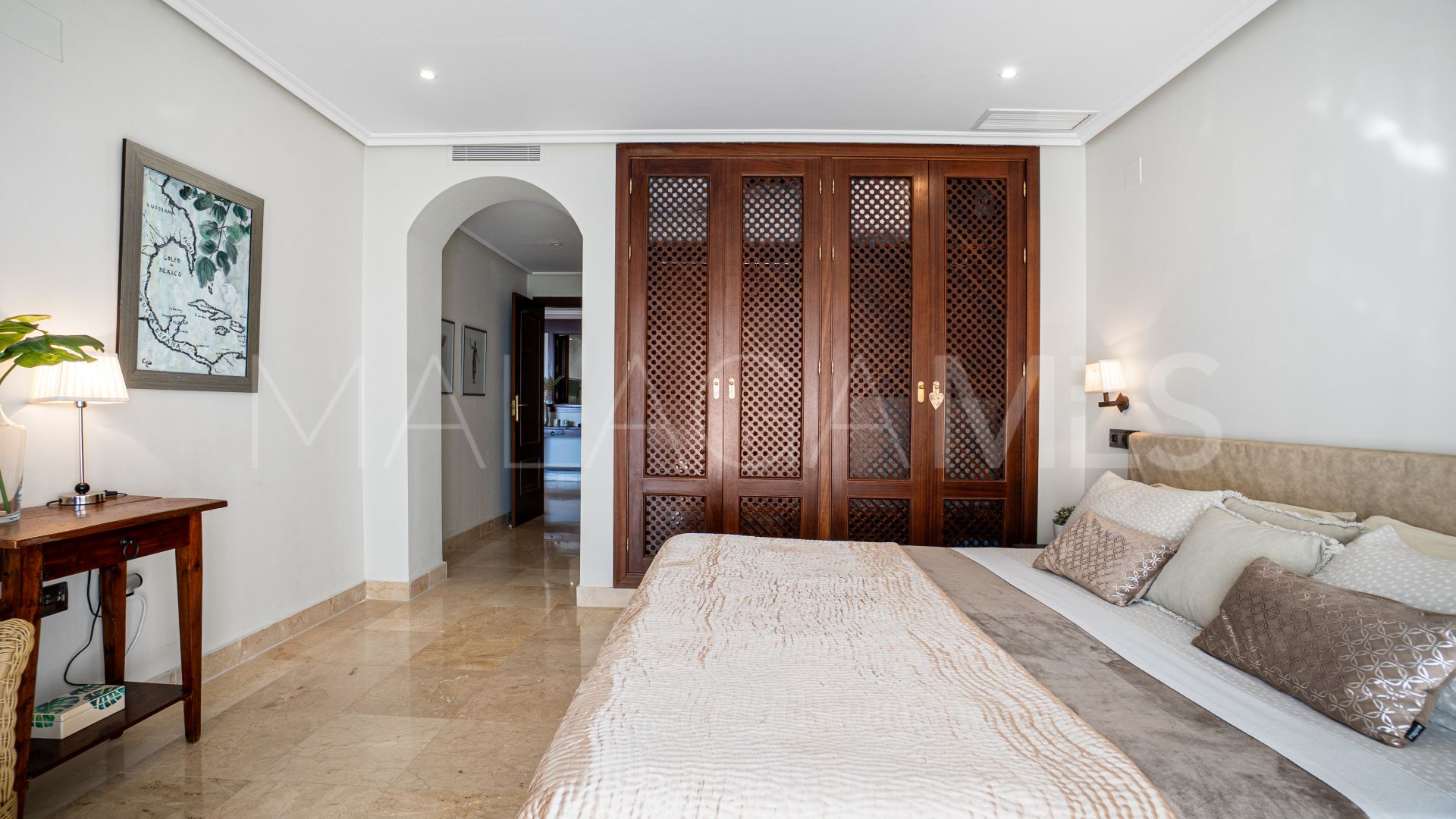 Tvåvånings takvåning for sale in Marbella Öst