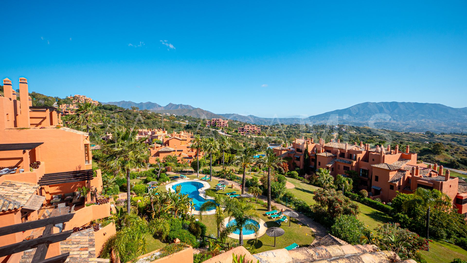 Tvåvånings takvåning for sale in Marbella Öst