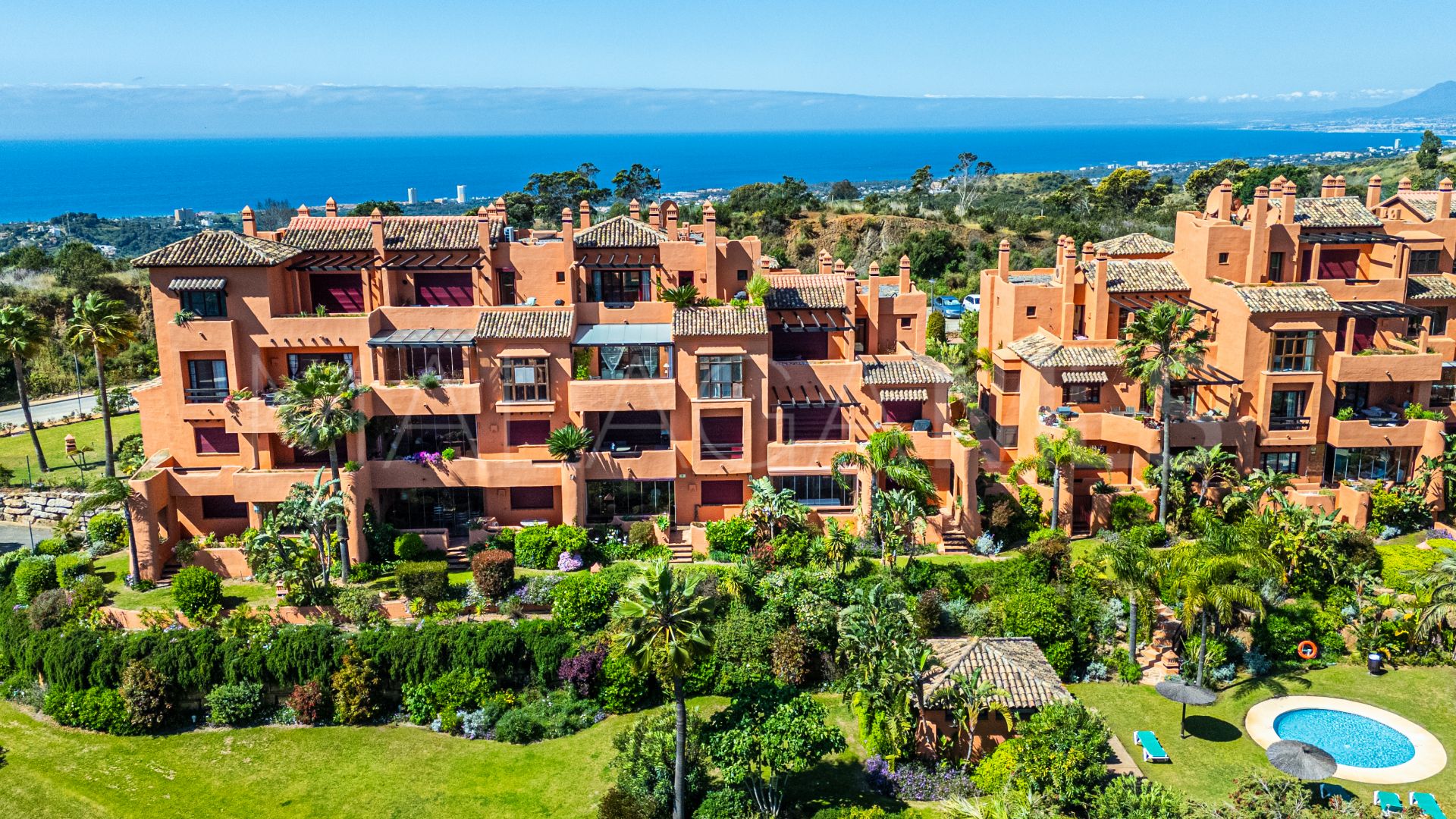 Tvåvånings takvåning for sale in Marbella Öst