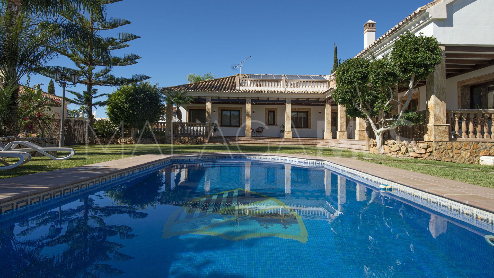 Villa for sale in Mijas Golf