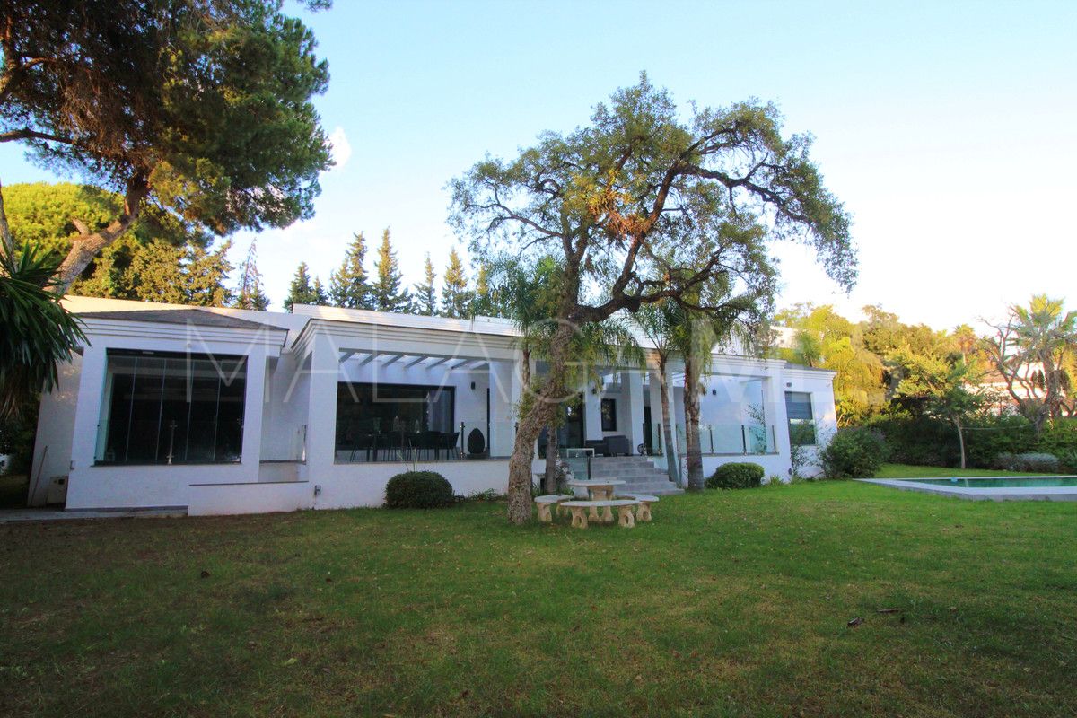 Villa de 5 bedrooms for sale in Hacienda las Chapas
