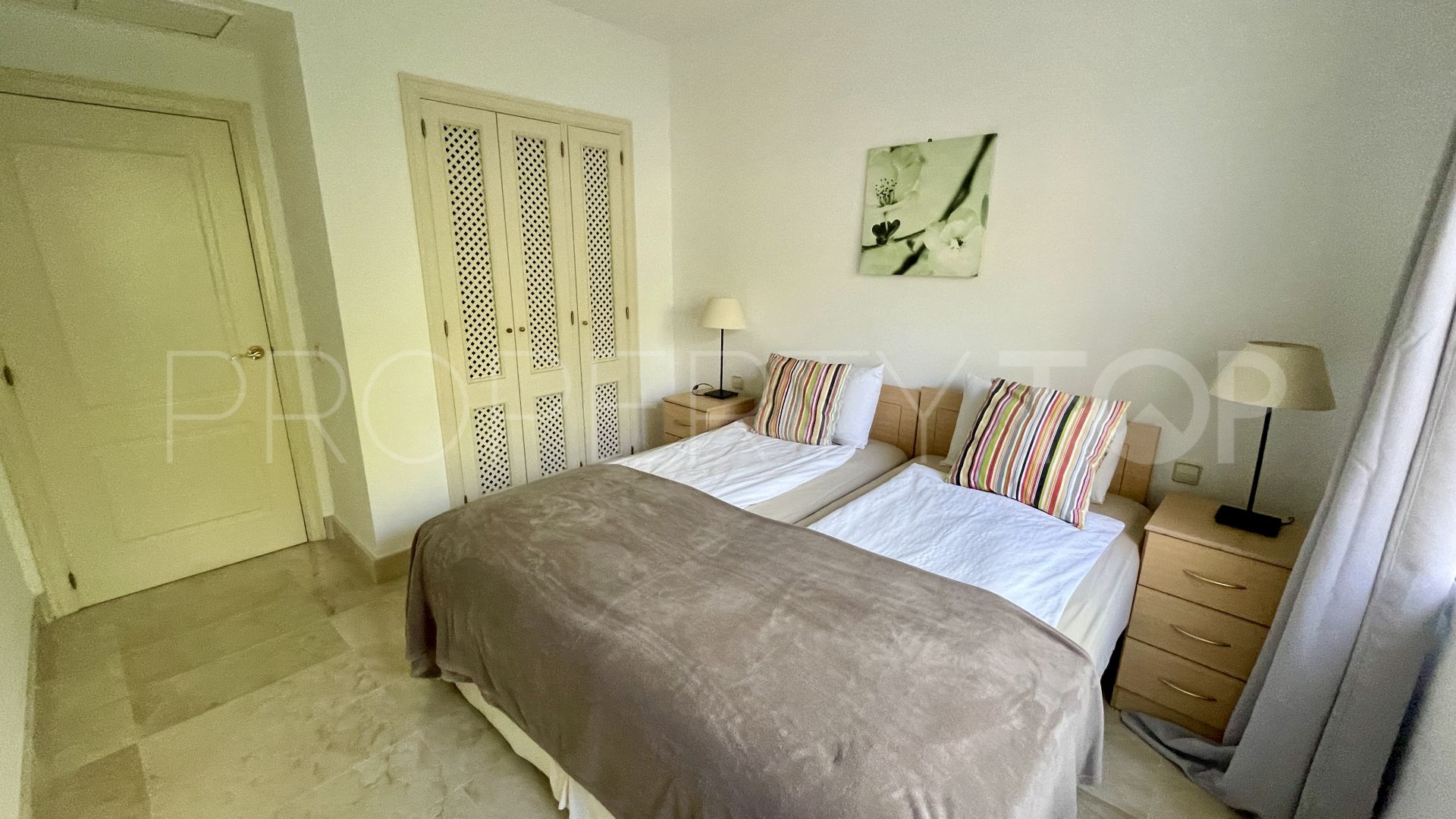 For sale Jardines de la Aldaba penthouse with 2 bedrooms