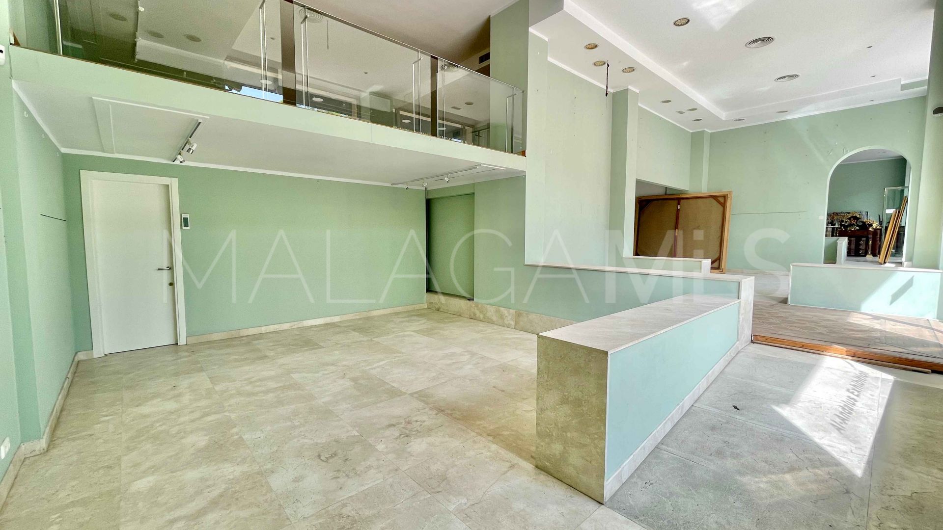 Geschäftsraum for sale in Marbella - Puerto Banus