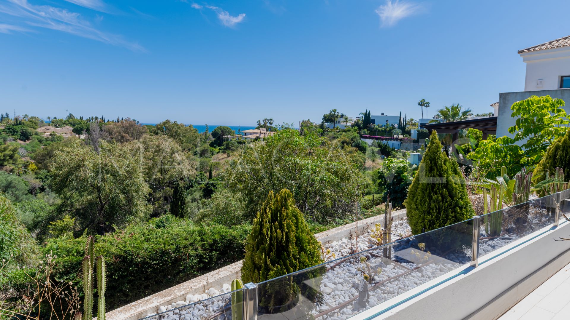 Villa for sale in Las Lomas del Marbella Club