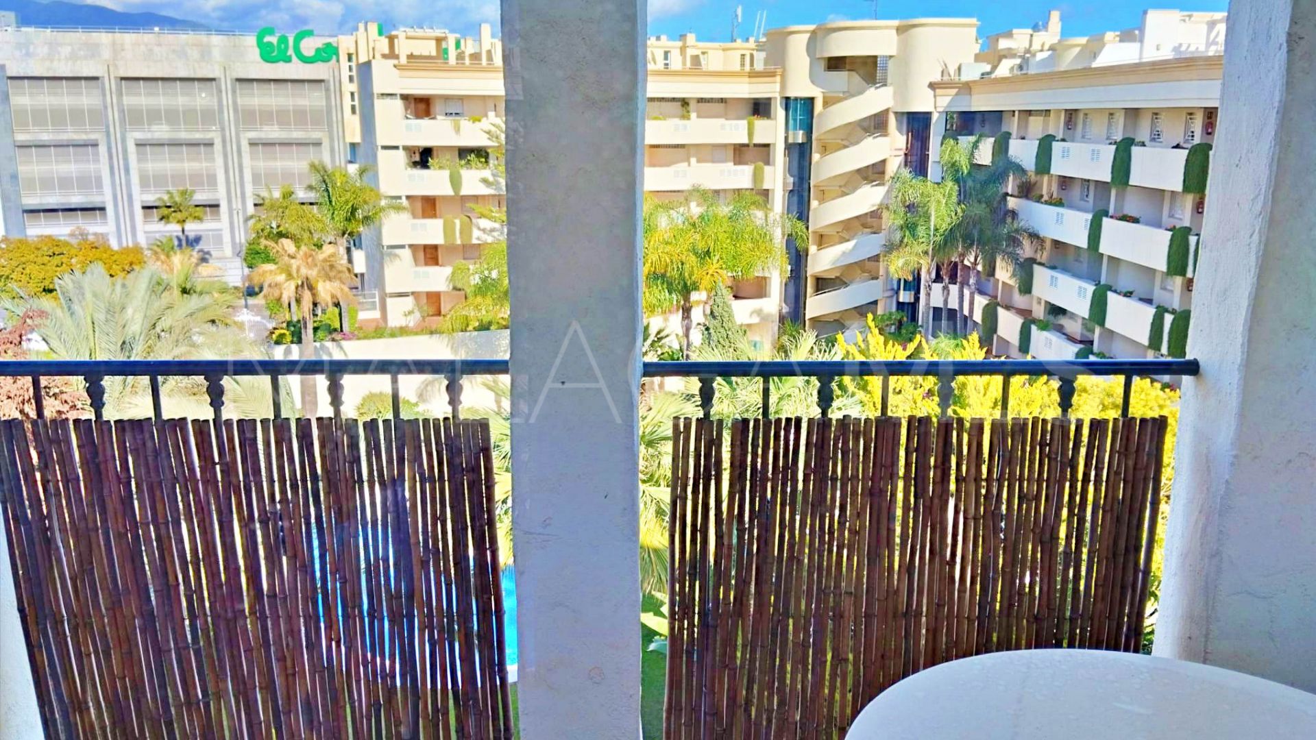 Lägenhet for sale in Marbella - Puerto Banus