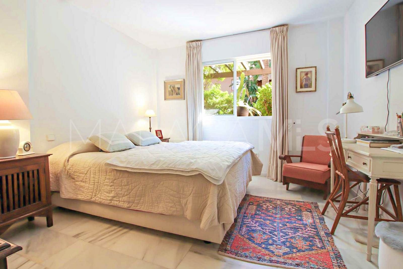 Markplanslägenhet for sale in Jardines de las Lomas