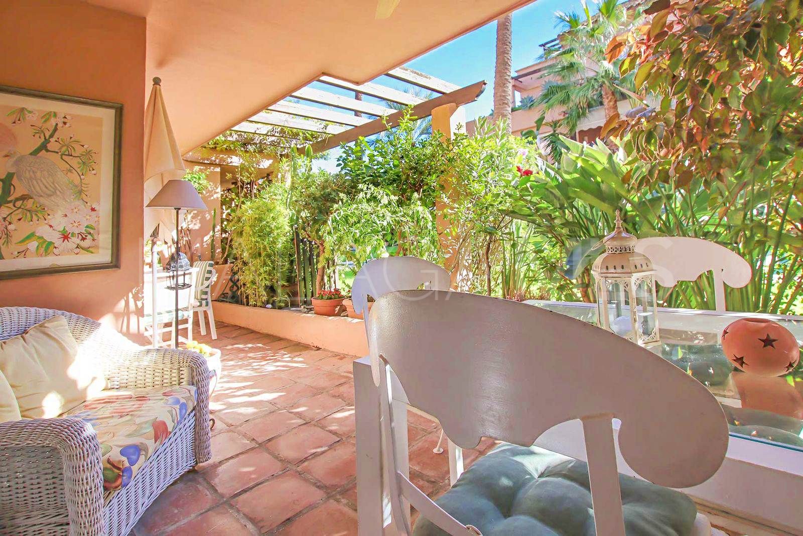 Markplanslägenhet for sale in Jardines de las Lomas