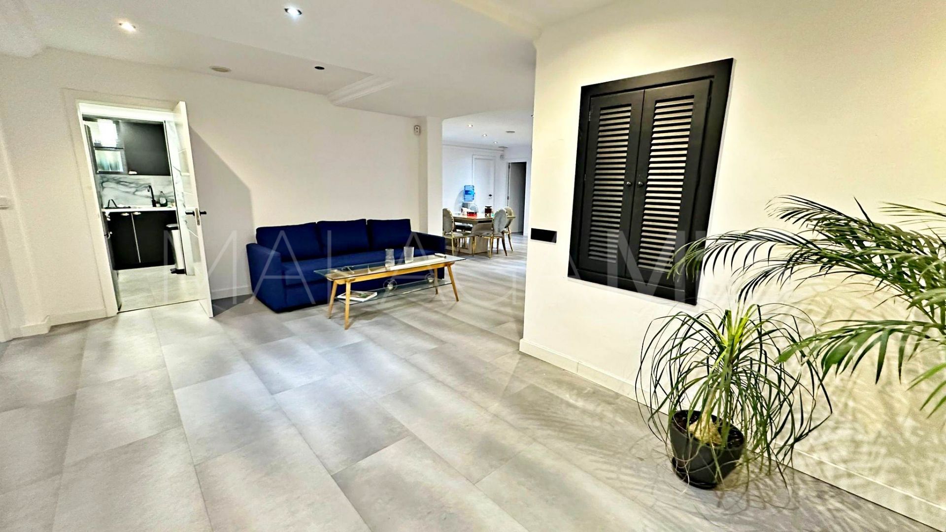 Bureaux for sale in Beach Side New Golden Mile
