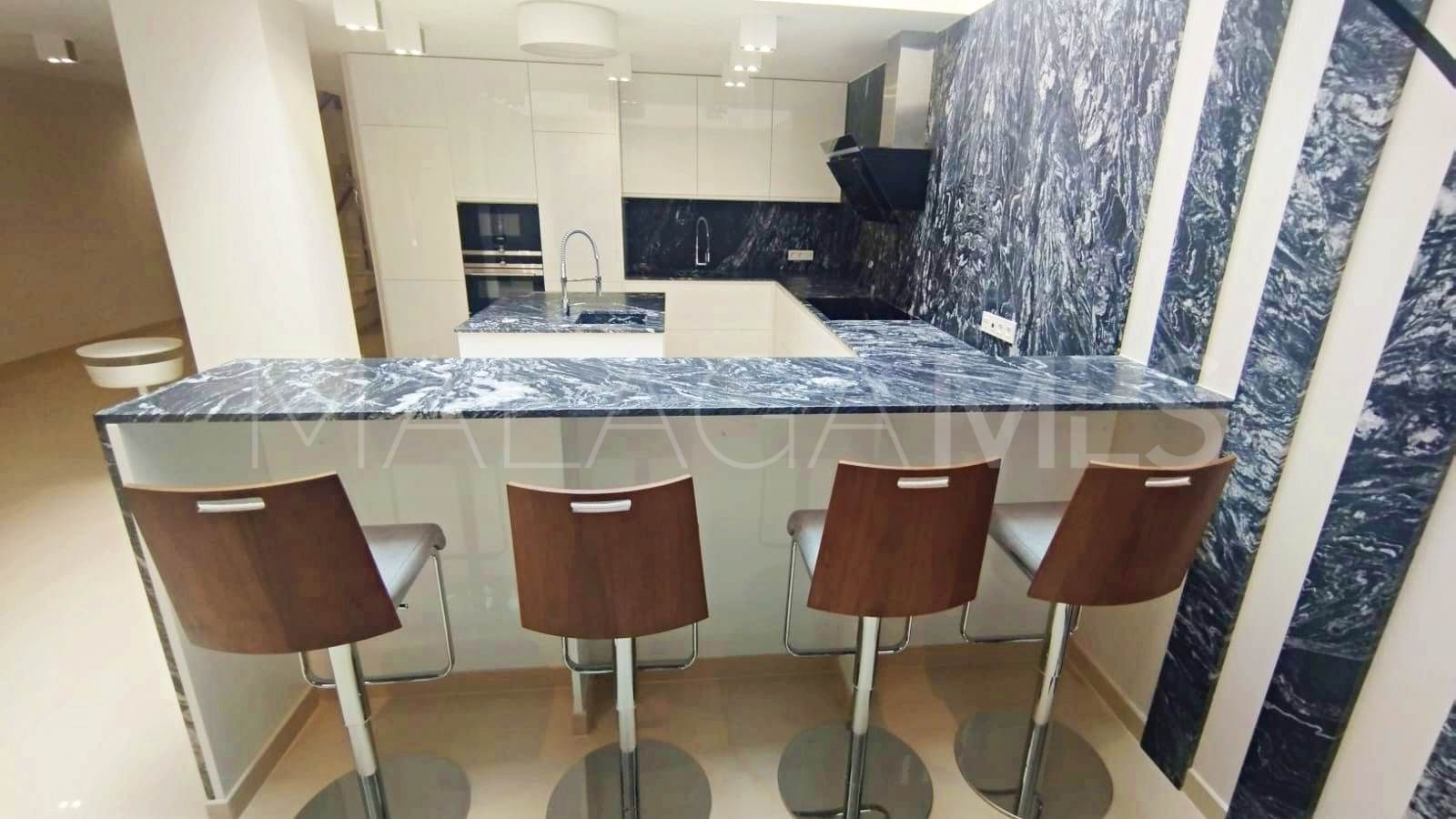 Ground floor duplex for sale in Gray D'Albion