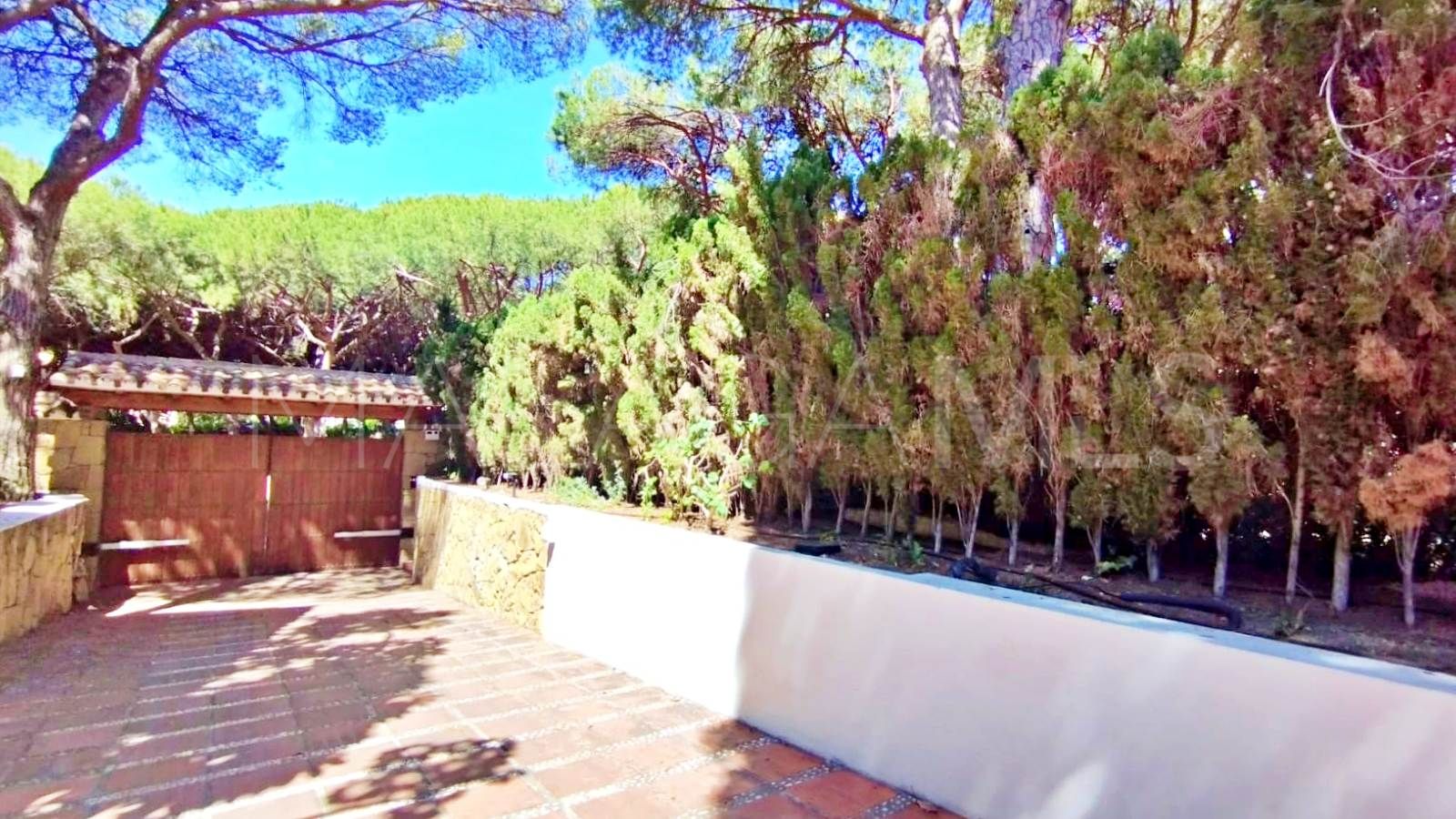 For sale villa in Marbella East