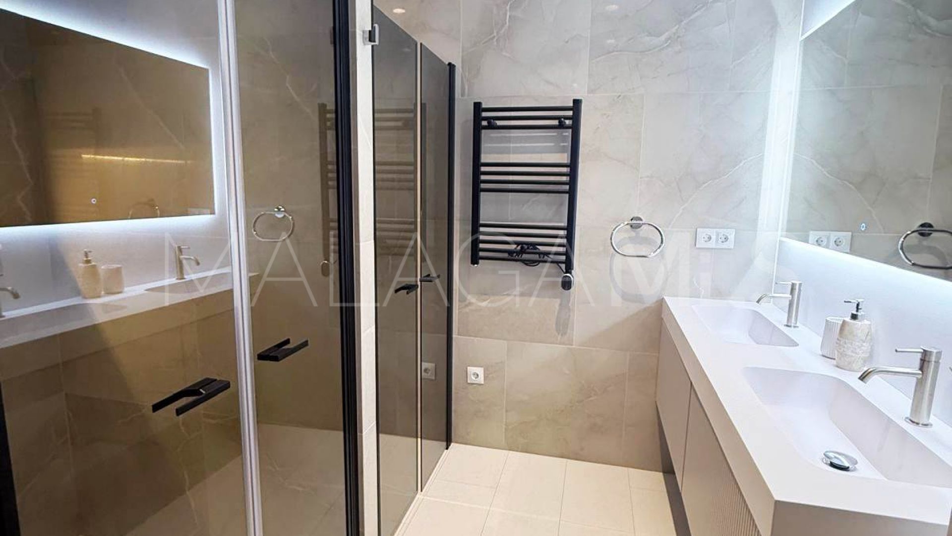 Buy Kings Hills apartment with 3 bedrooms