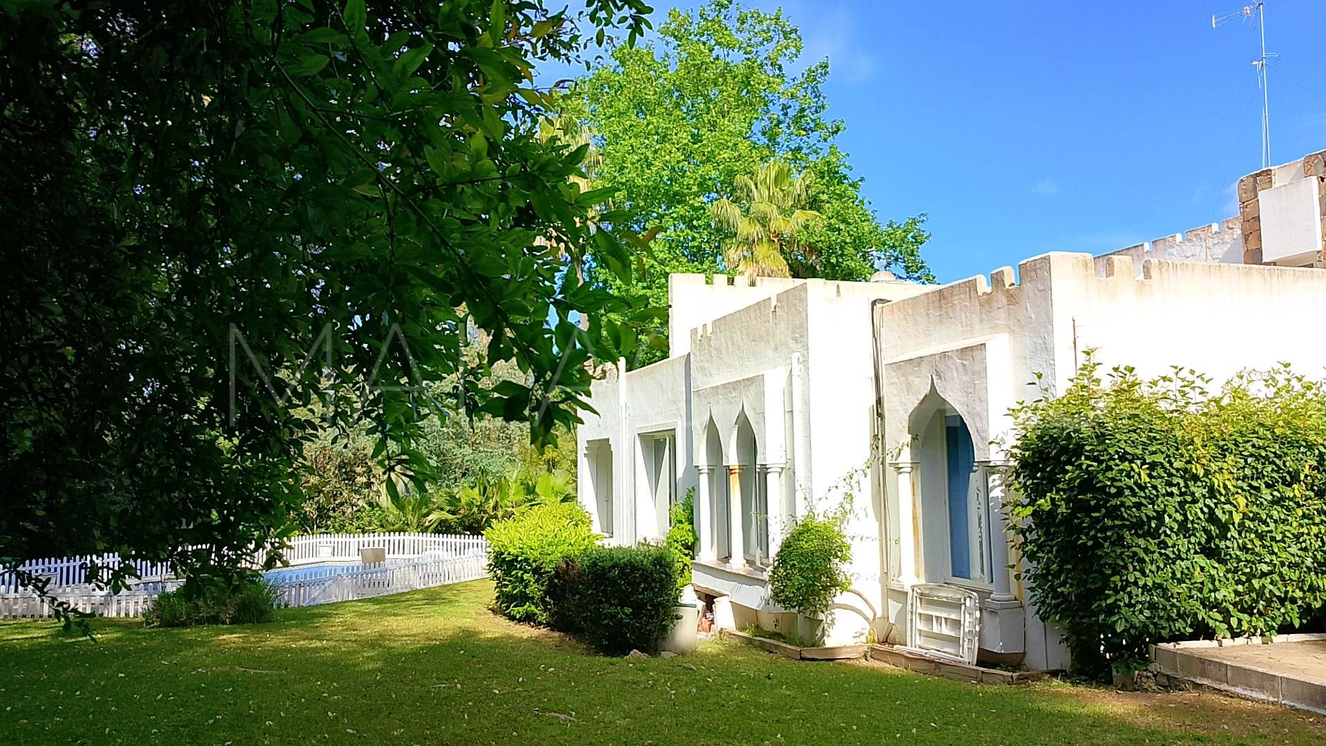 Villa with 4 bedrooms for sale in El Paraiso