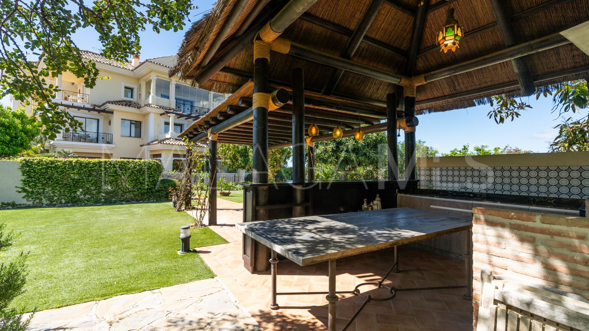 3 bedrooms ground floor apartment for sale in Aloha Park