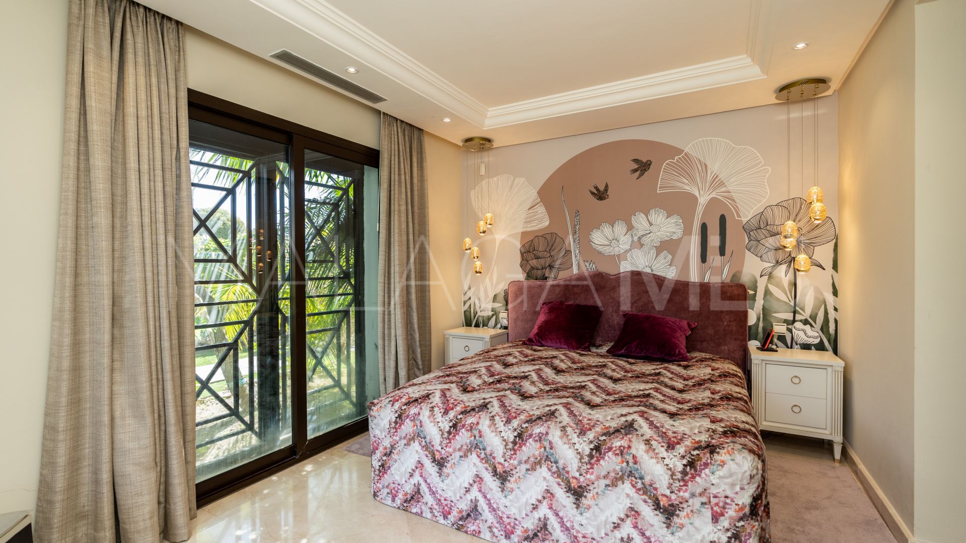 3 bedrooms ground floor apartment for sale in Aloha Park