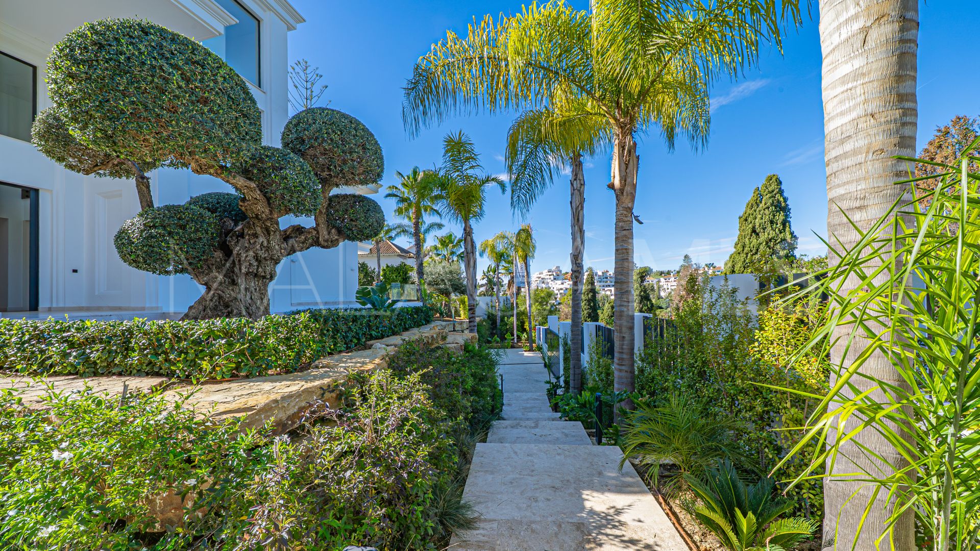 5 bedrooms Las Lomas del Marbella Club villa for sale
