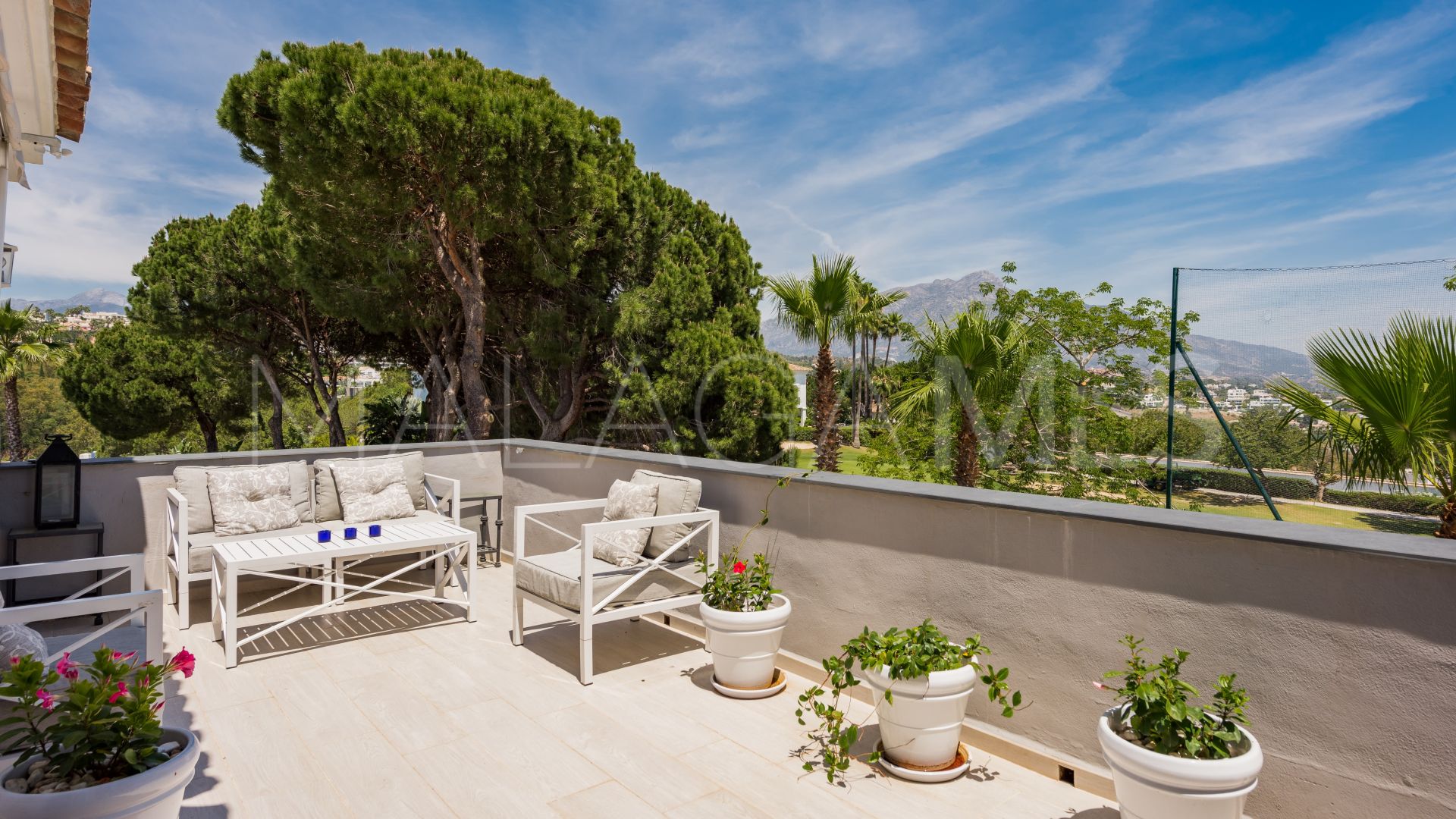 For sale villa in La Quinta Golf