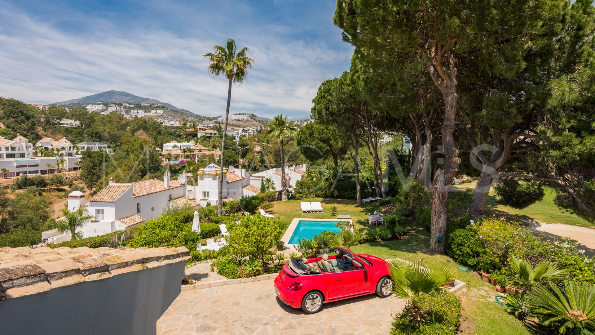 For sale villa in La Quinta Golf
