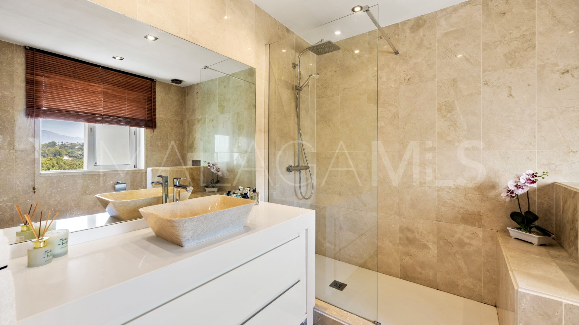 For sale villa in La Quinta Golf