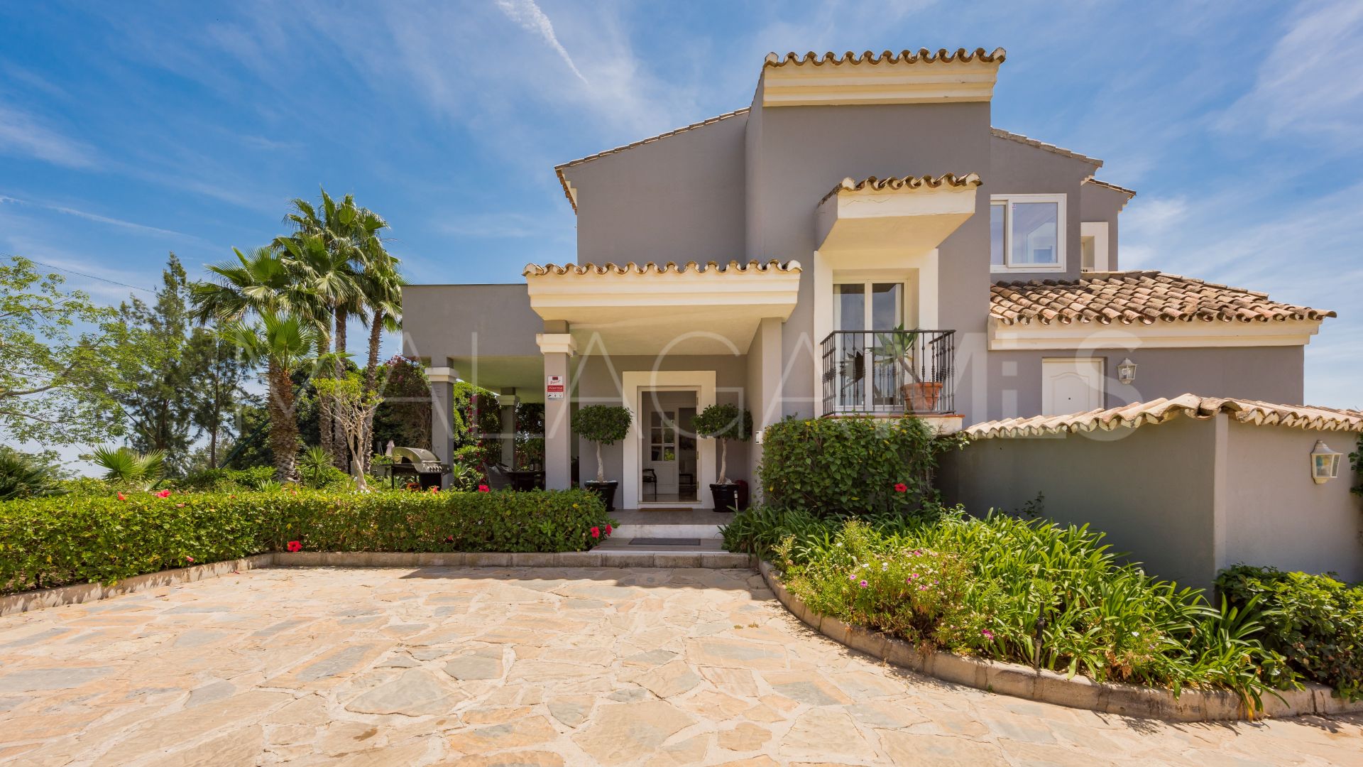 For sale villa in La Quinta Golf