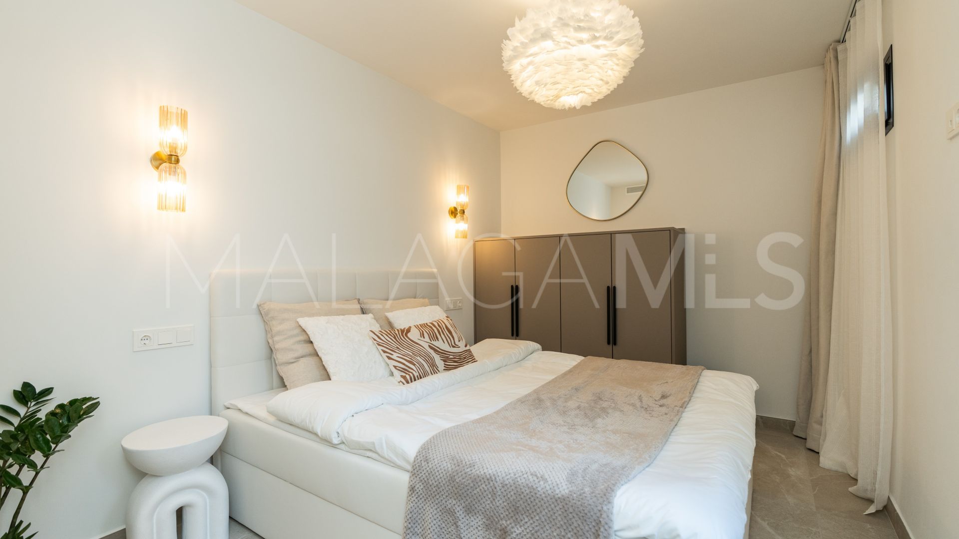 Buy La Rinconada town house