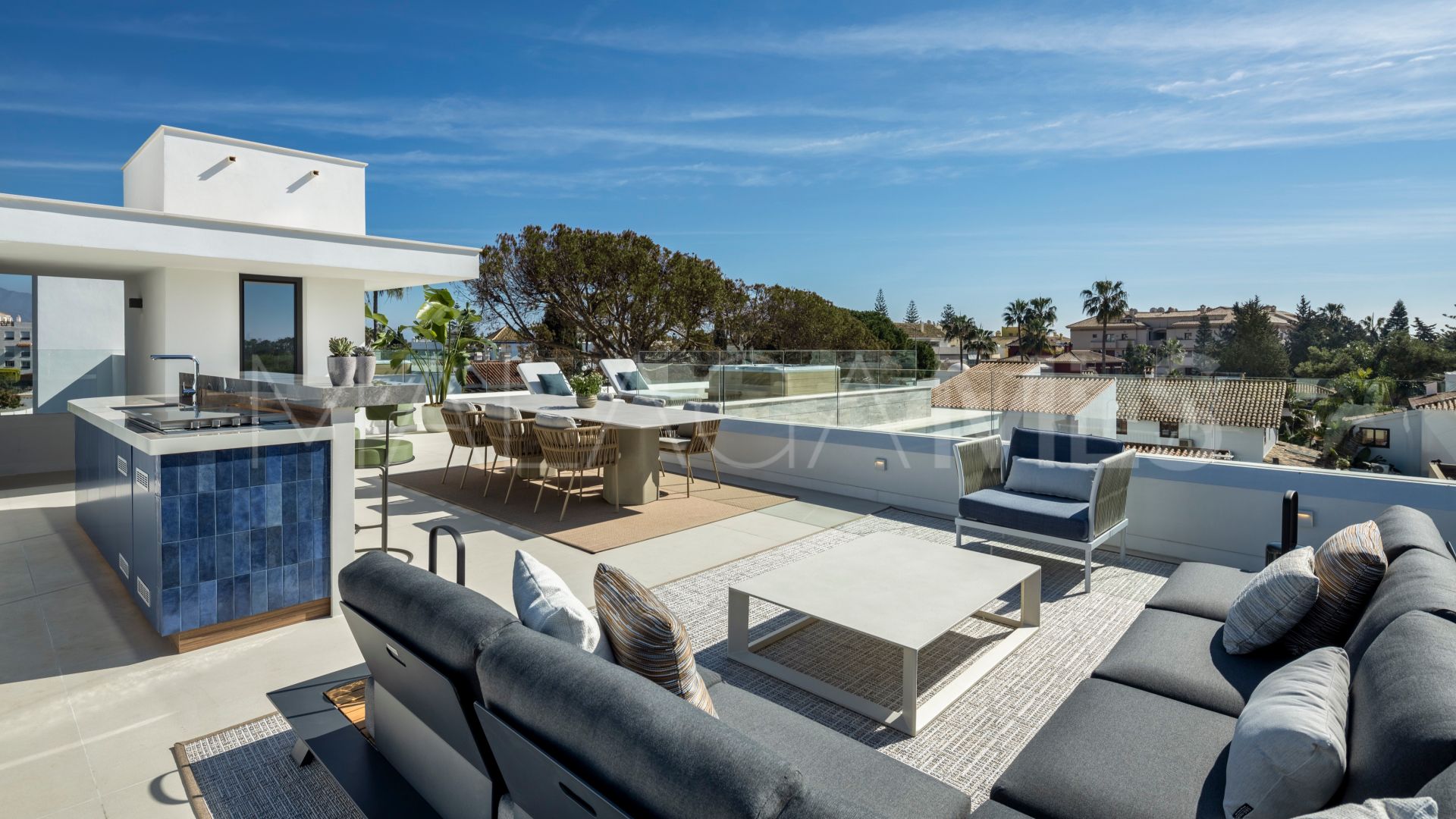Villa for sale in Cortijo Blanco