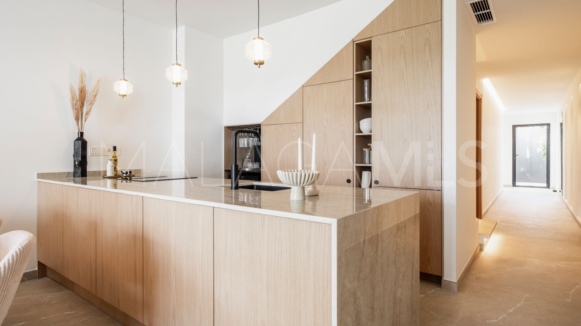 Town house for sale in Nueva Andalucia