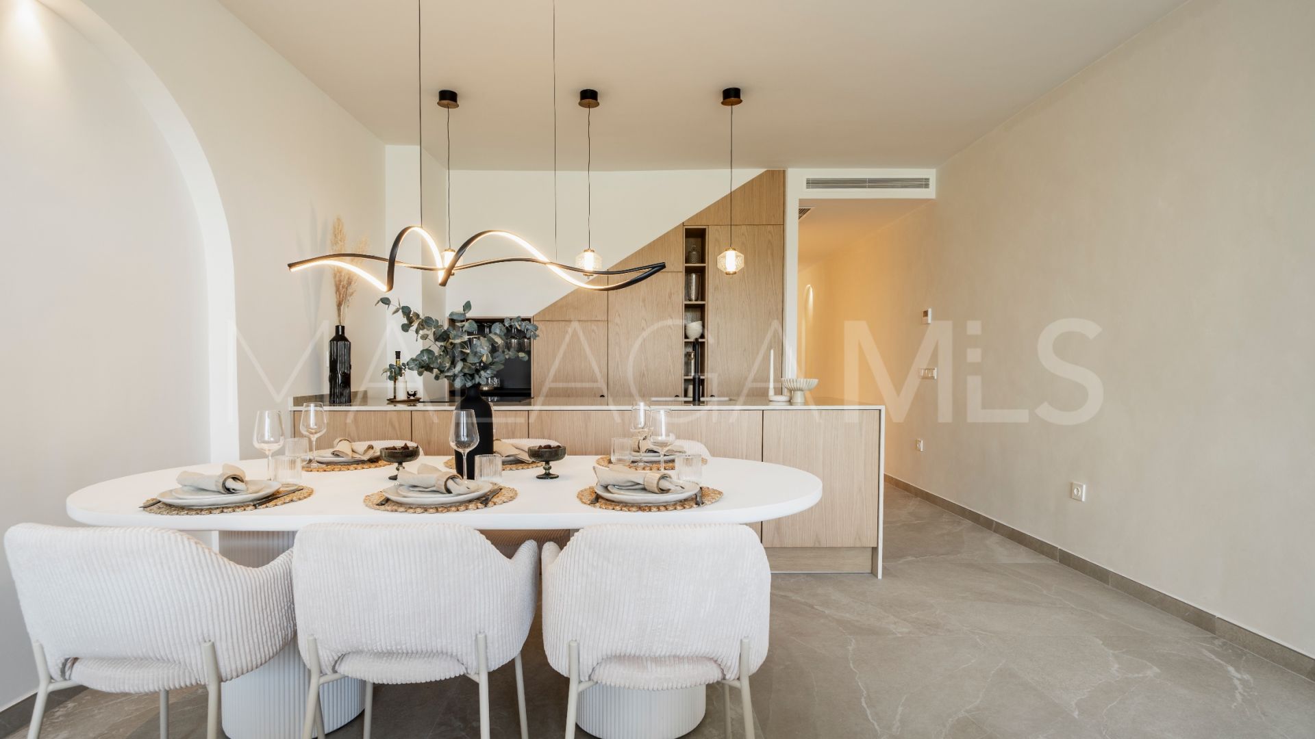 Town house for sale in Nueva Andalucia