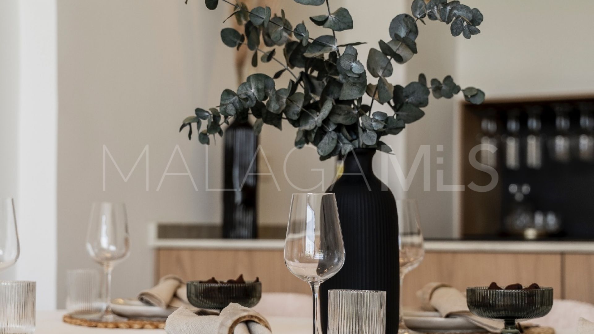 Town house for sale in Nueva Andalucia