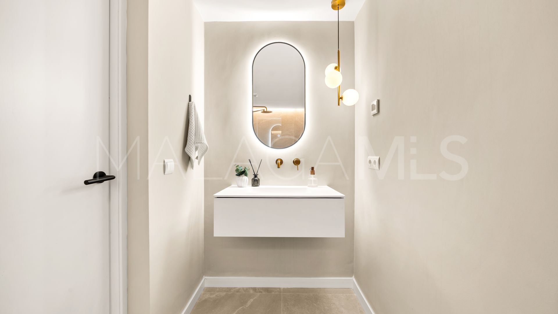 Buy apartamento in La Quinta de 3 bedrooms