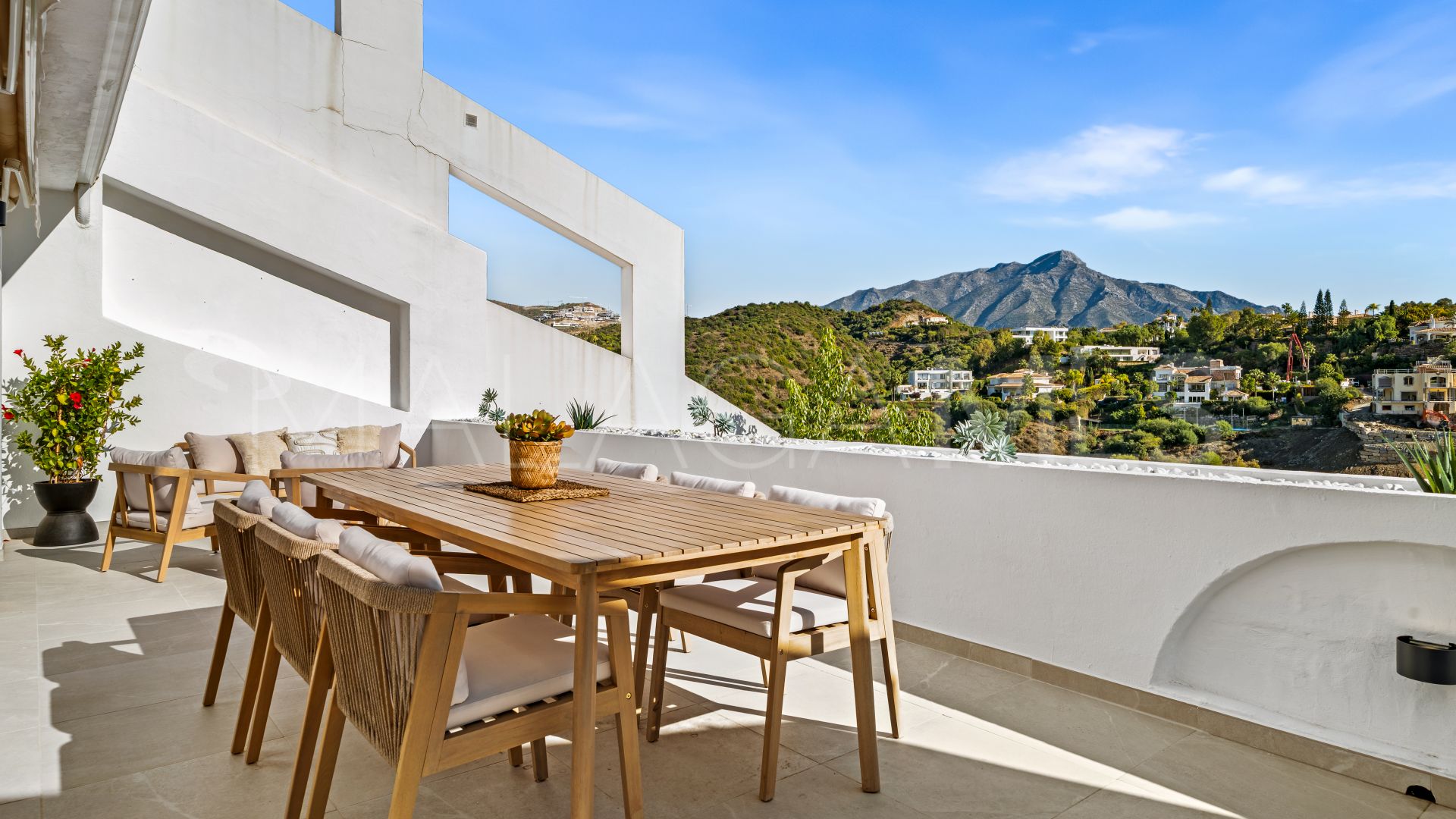 Buy apartamento in La Quinta de 3 bedrooms