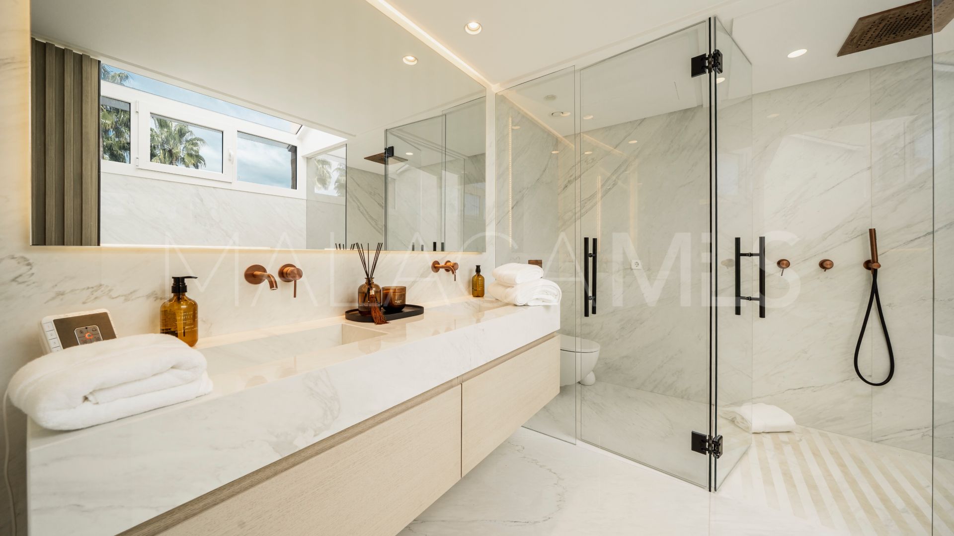 Tvåvånings takvåning for sale in Benahavis