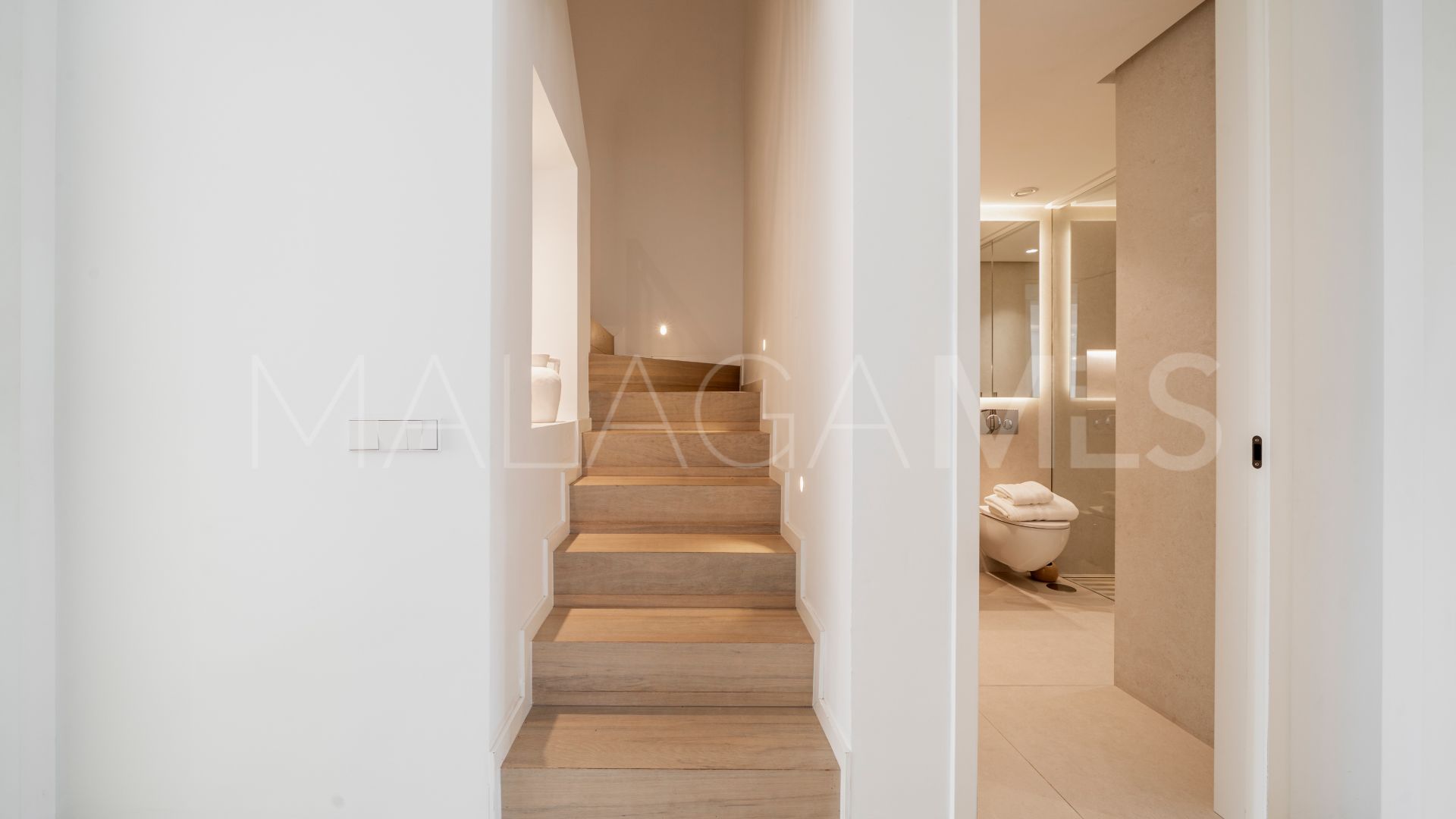 Tvåvånings takvåning for sale in Benahavis