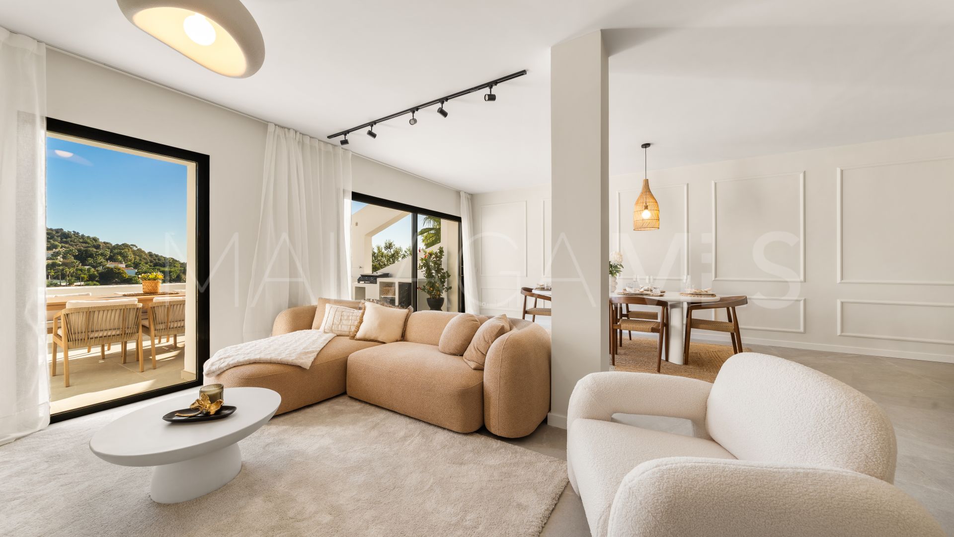 Buy apartamento with 3 bedrooms in La Quinta