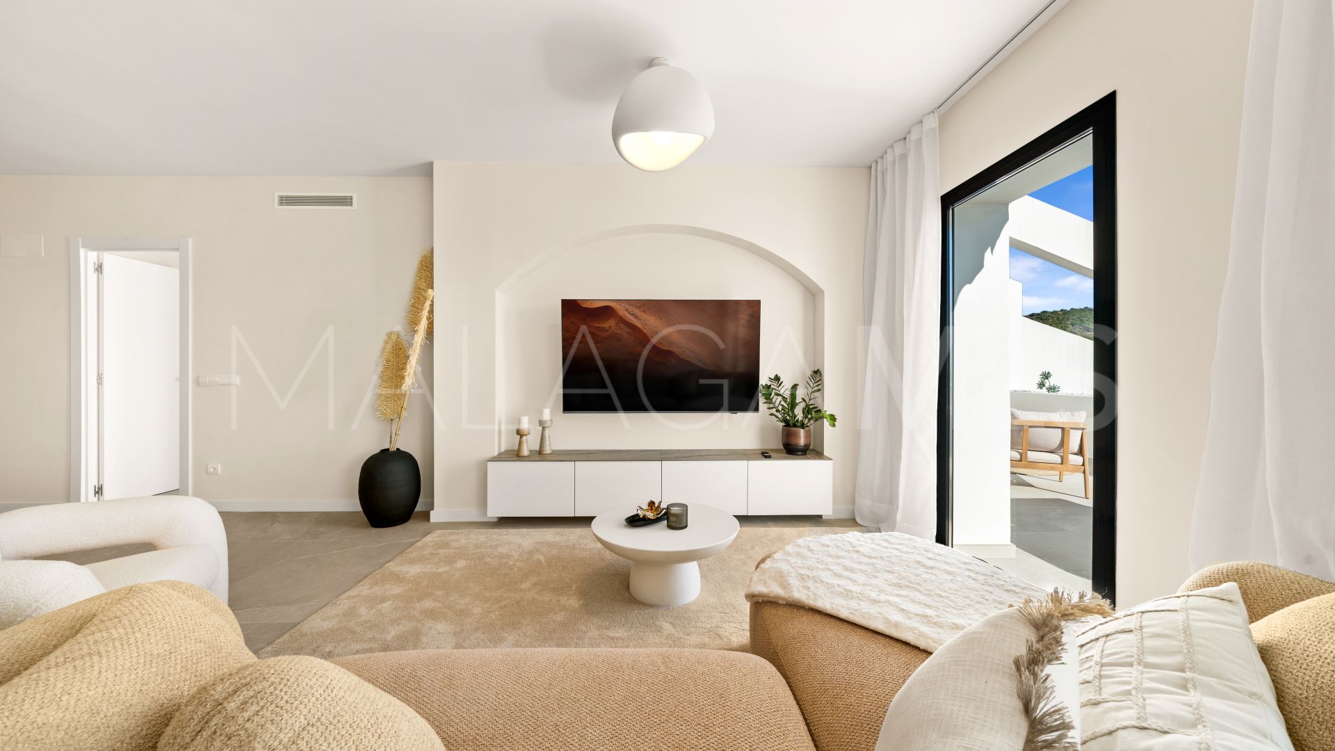 Buy apartamento with 3 bedrooms in La Quinta