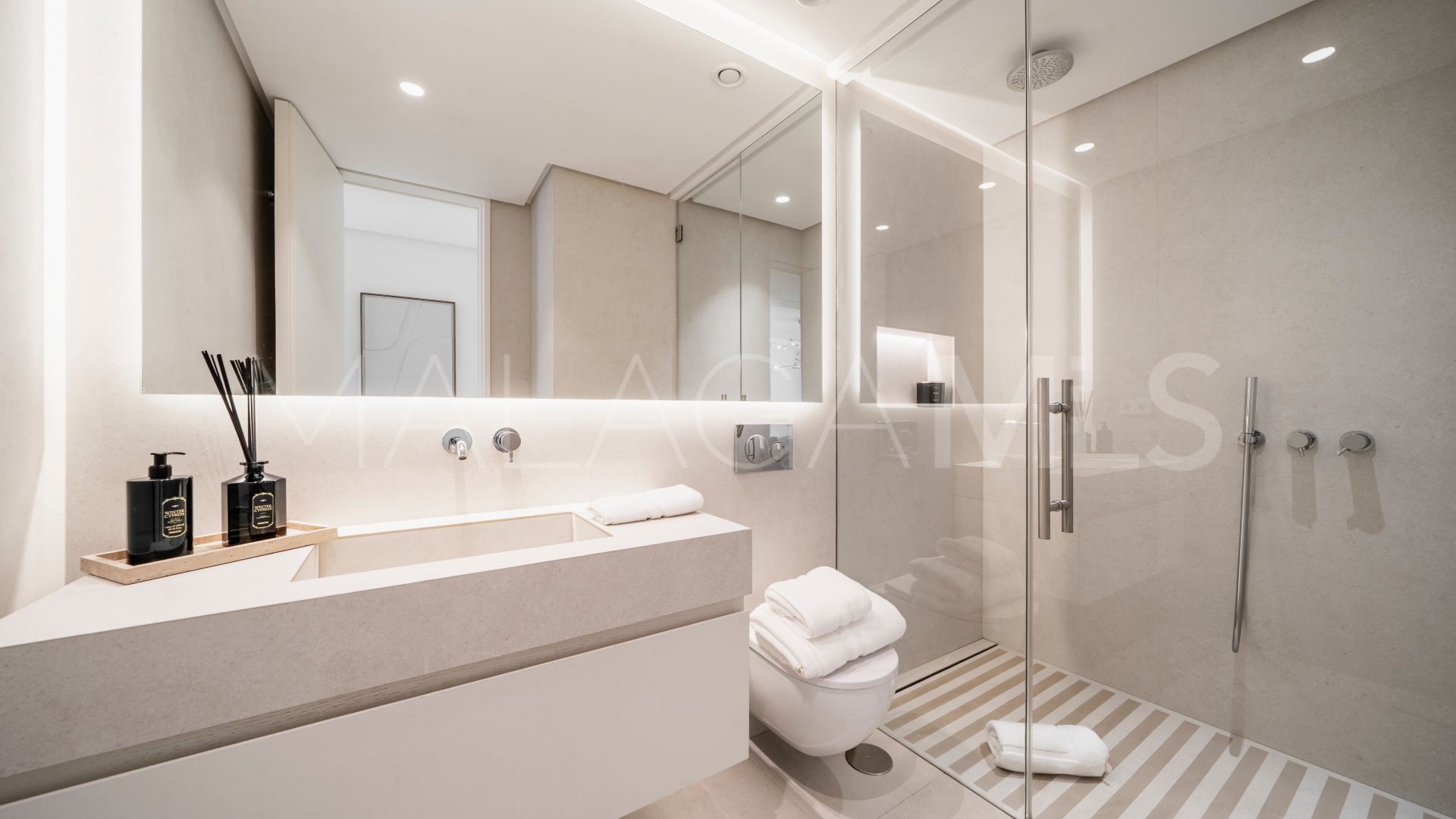 Tvåvånings takvåning for sale in Benahavis