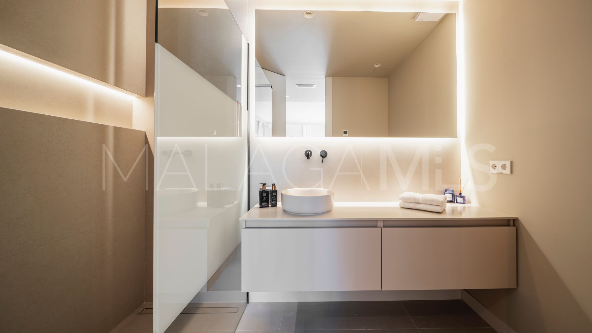 Tvåvåningslägenhet for sale in La Quinta