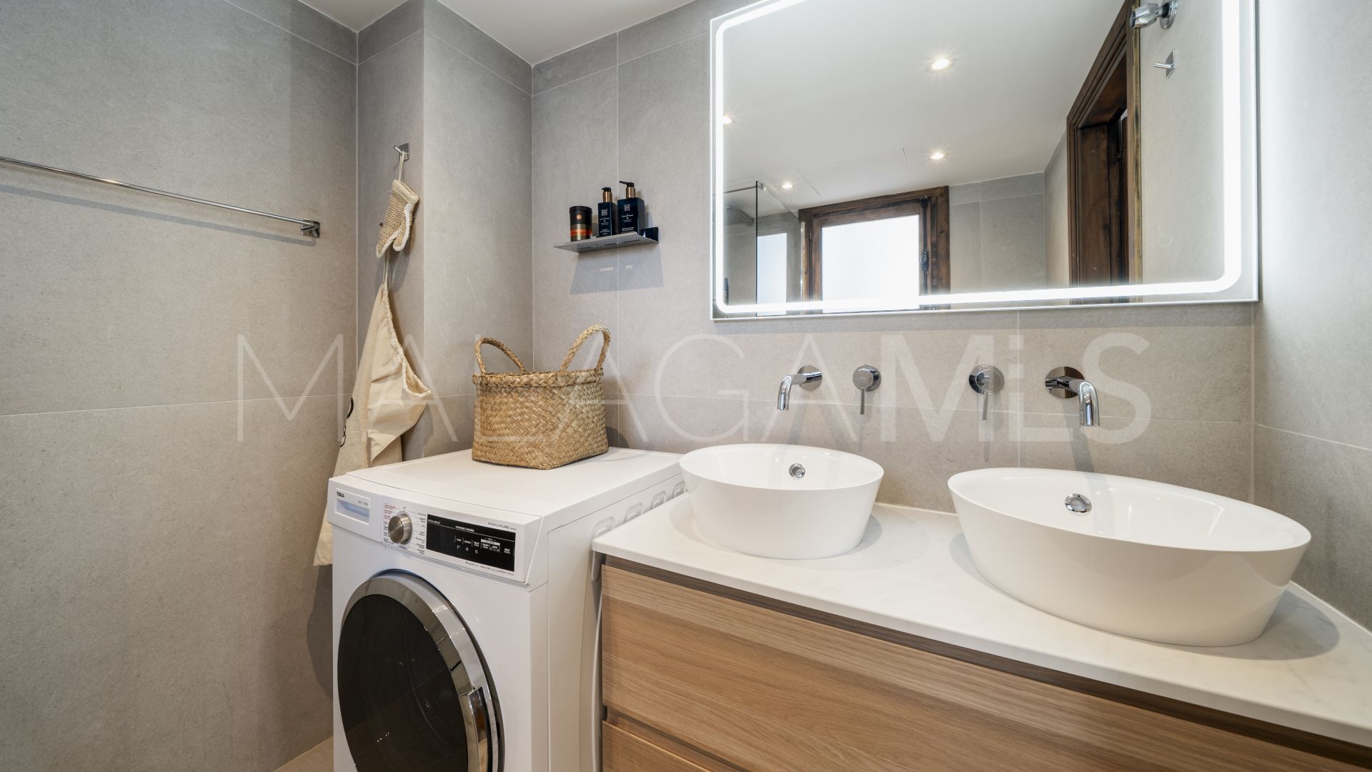 Duplex-wohnung for sale in Nueva Andalucia