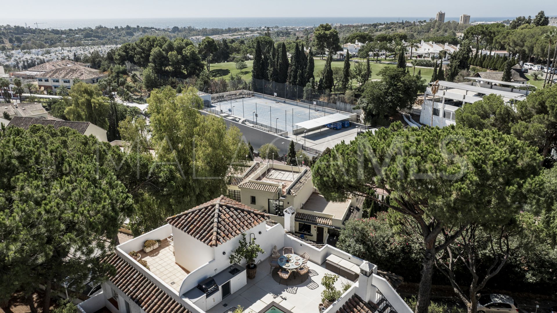 Duplex-wohnung for sale in Nueva Andalucia