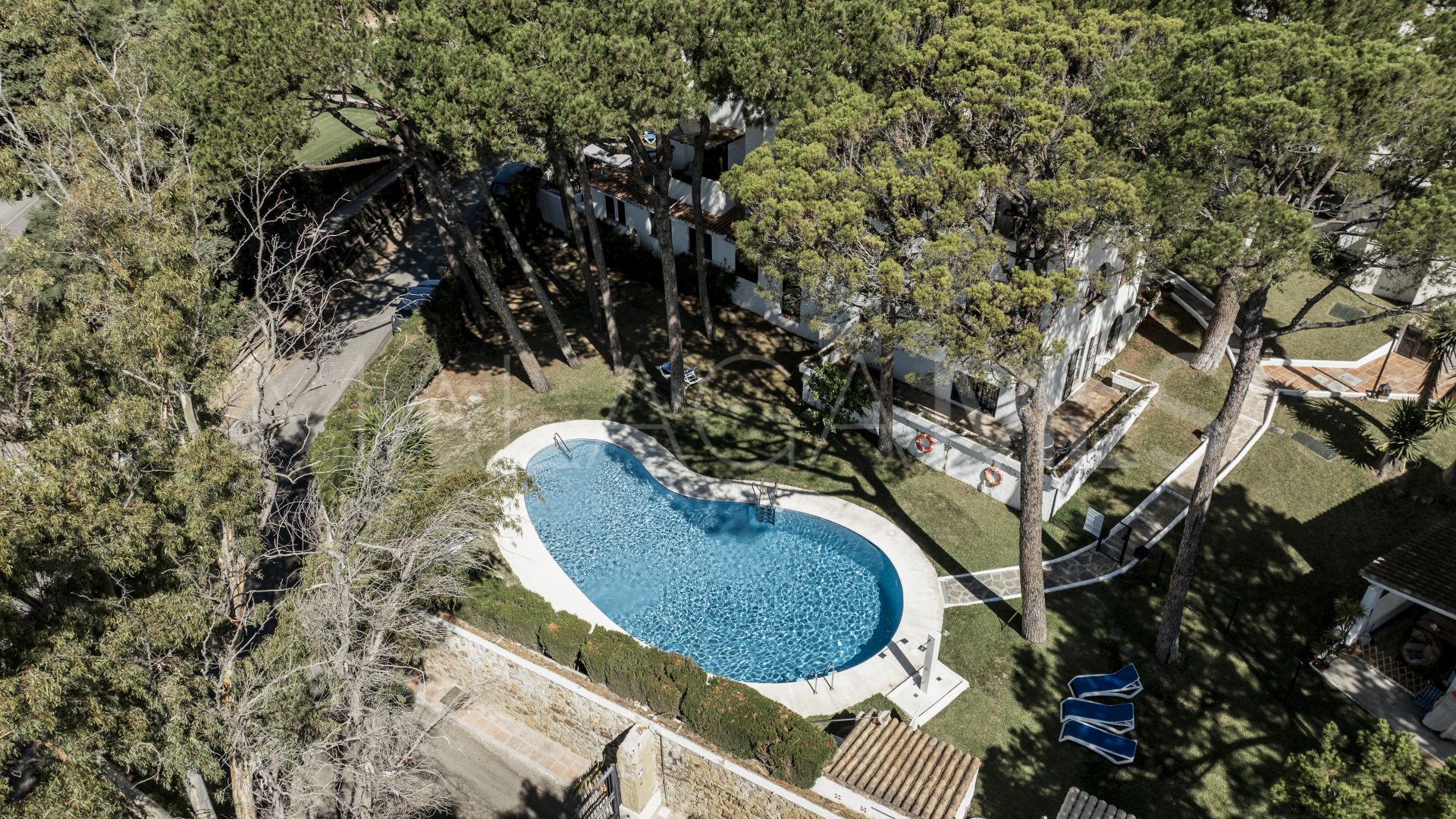 Duplex-wohnung for sale in Nueva Andalucia
