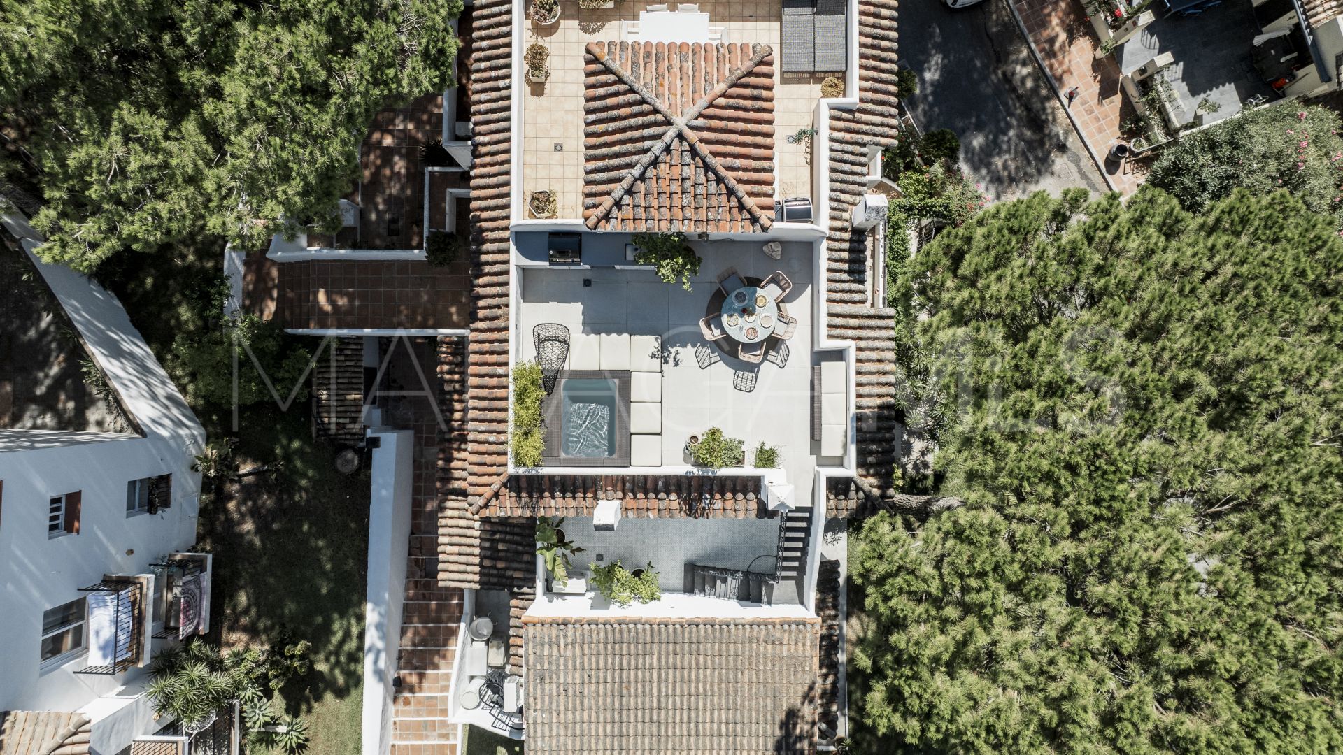 Duplex-wohnung for sale in Nueva Andalucia