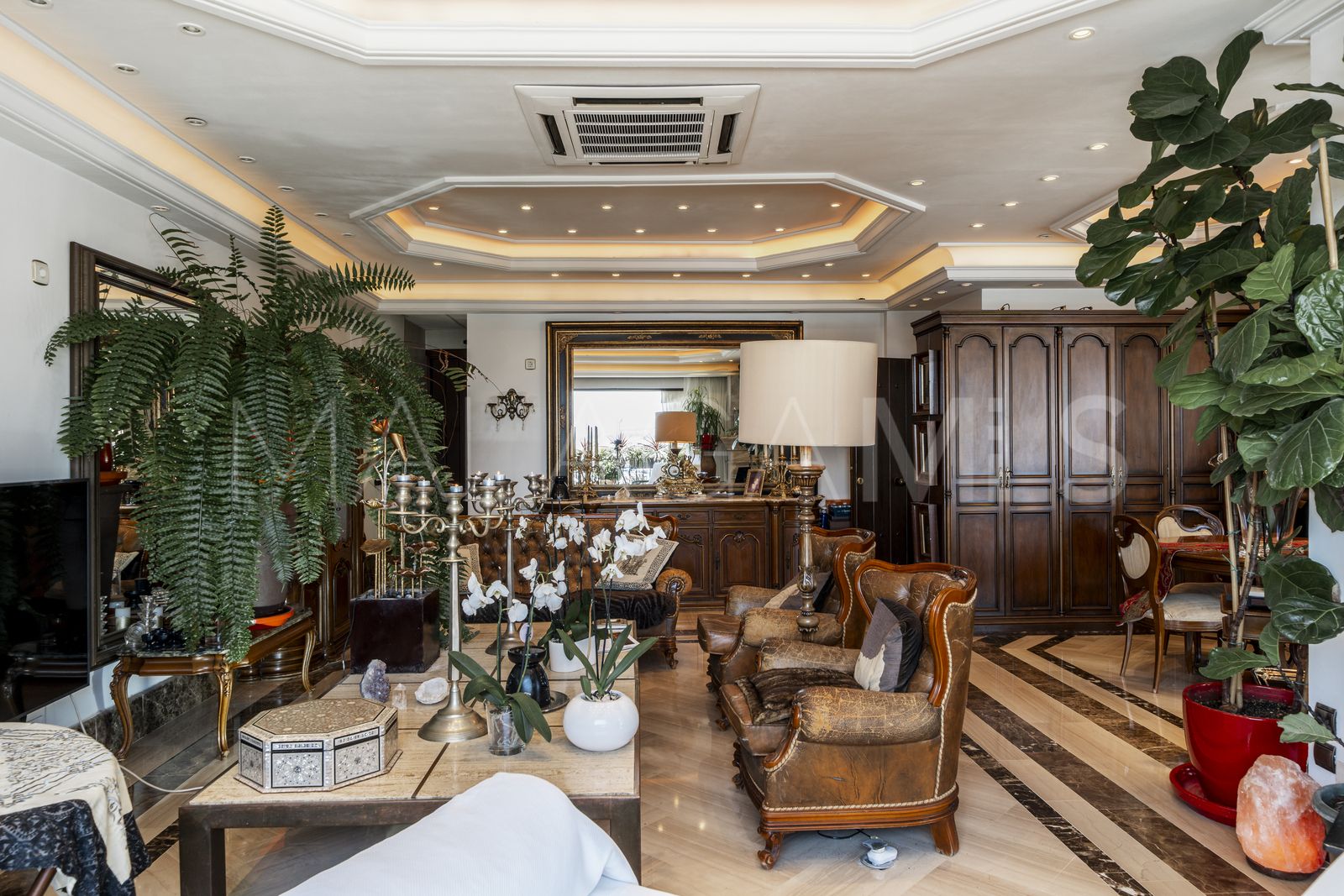 Marbella - Puerto Banus, duplex for sale with 3 bedrooms