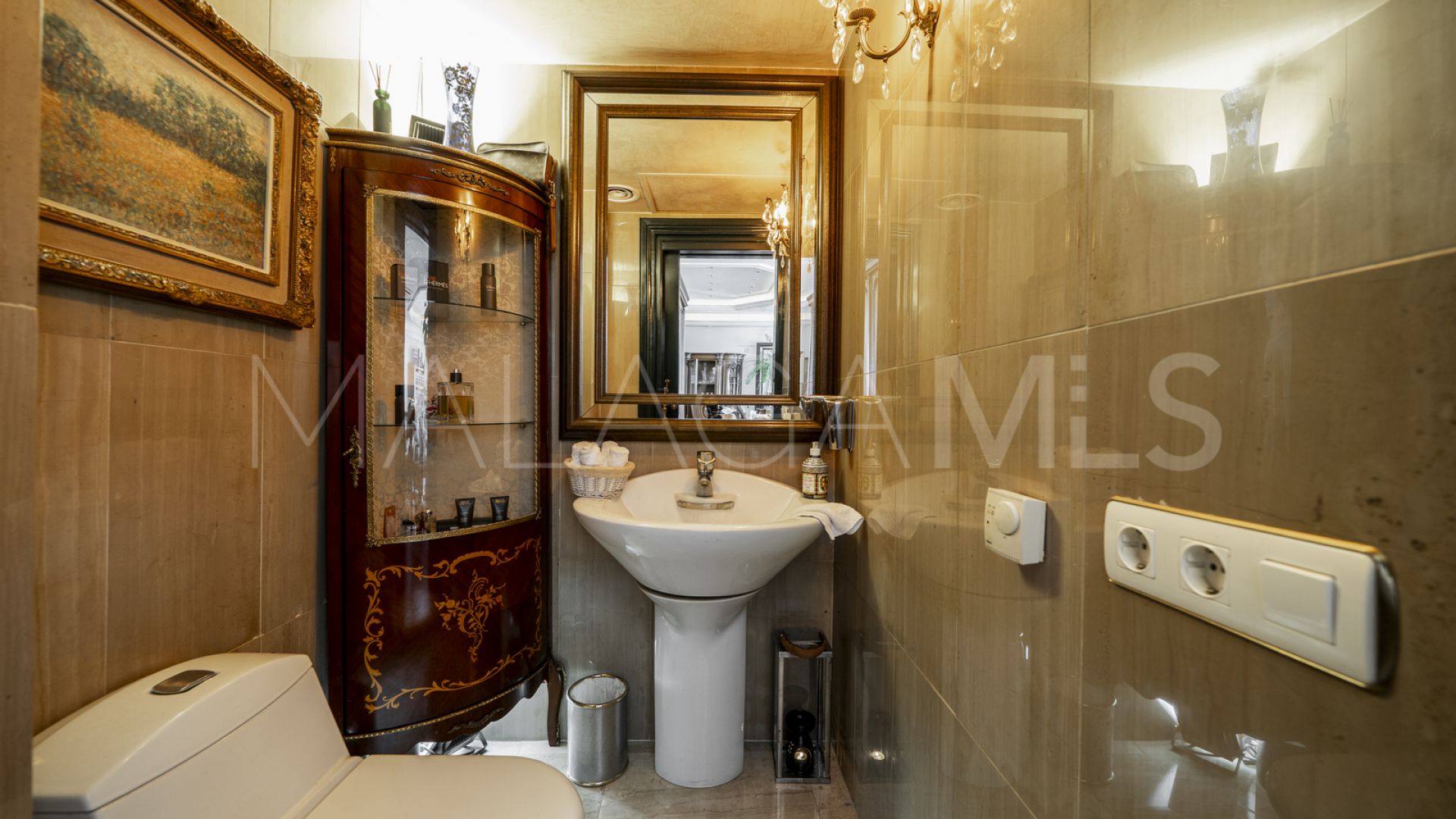 Marbella - Puerto Banus, duplex for sale with 3 bedrooms