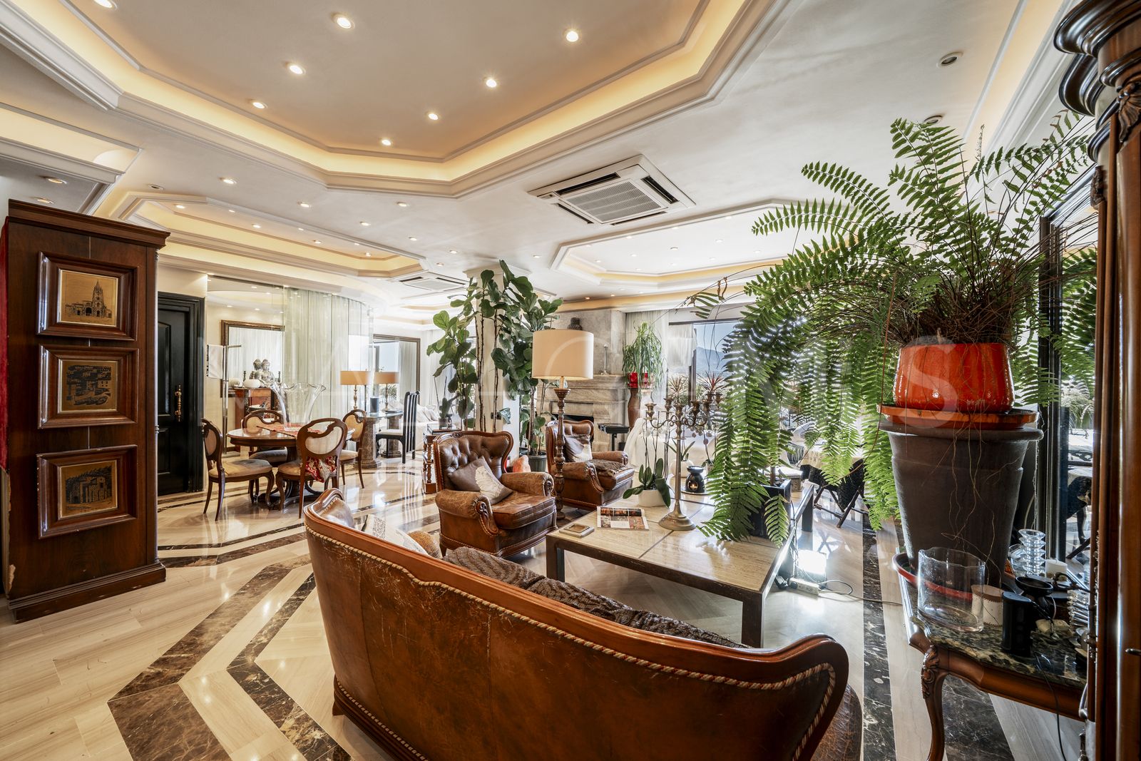 Marbella - Puerto Banus, duplex for sale with 3 bedrooms